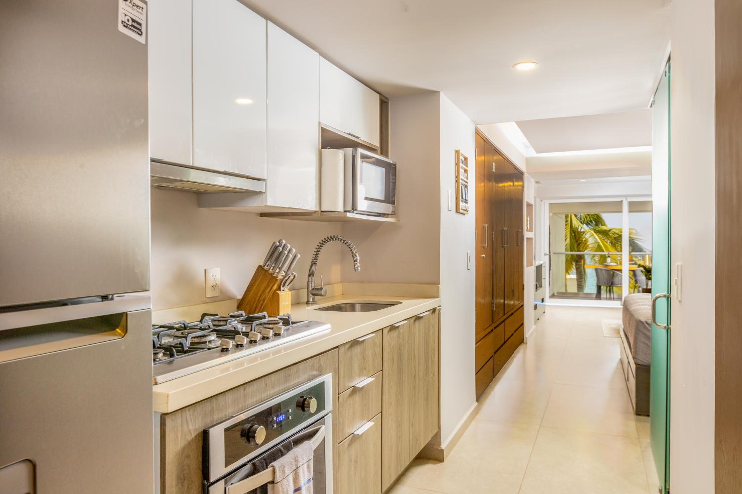 Wake Up to Ocean Views and Complimentary Breakfast