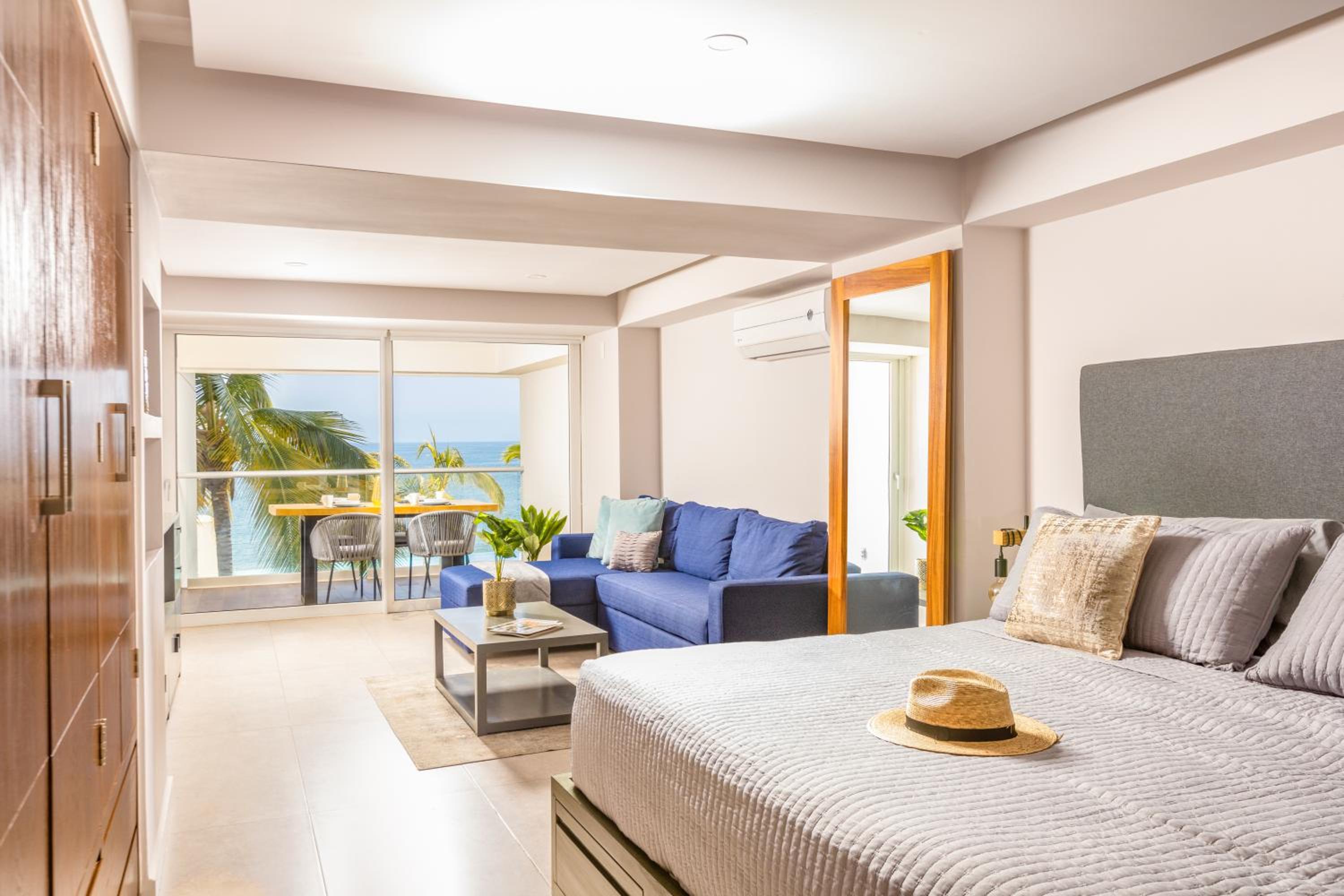 Wake Up to Ocean Views and Complimentary Breakfast