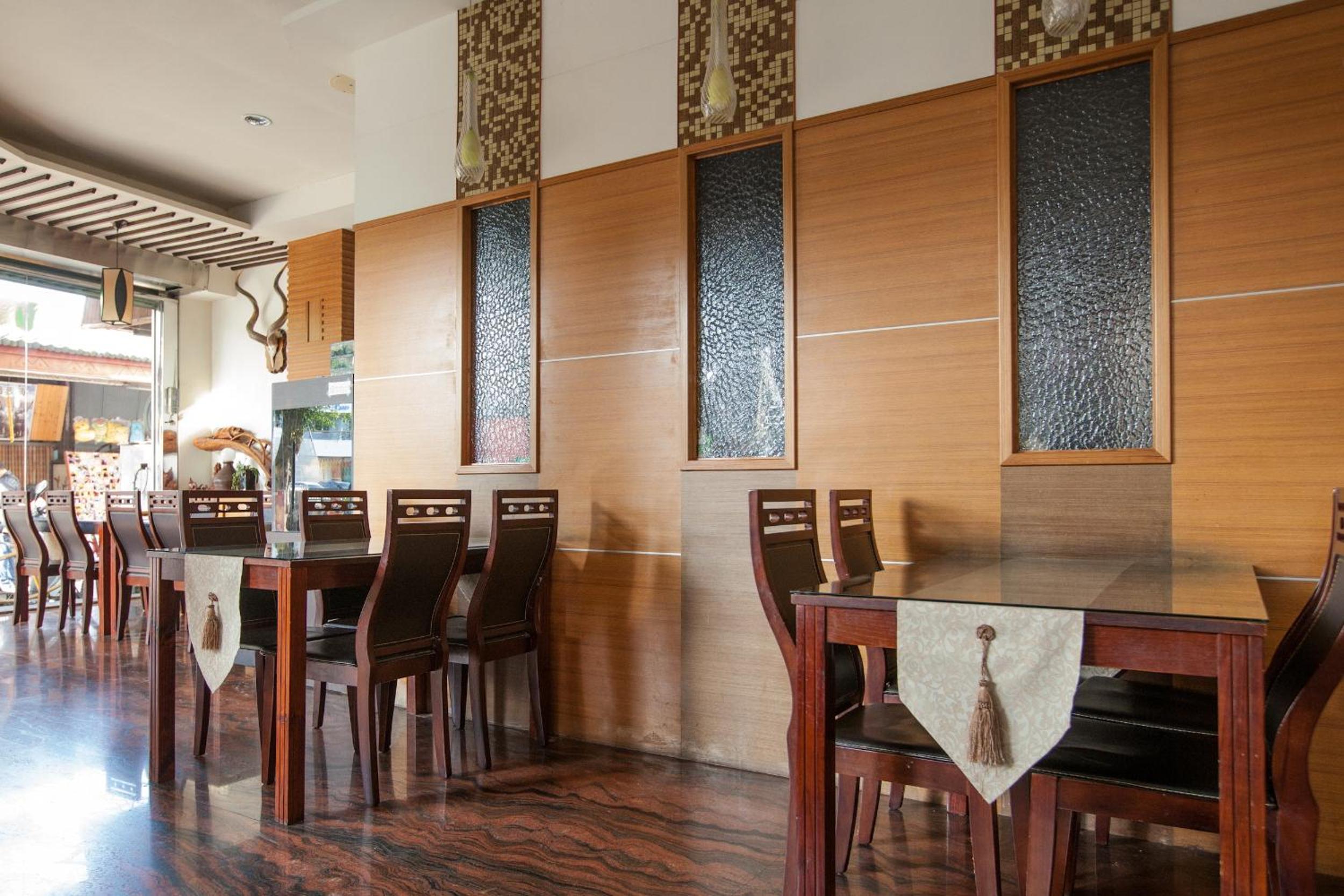 Shuian Lakeside Hotel