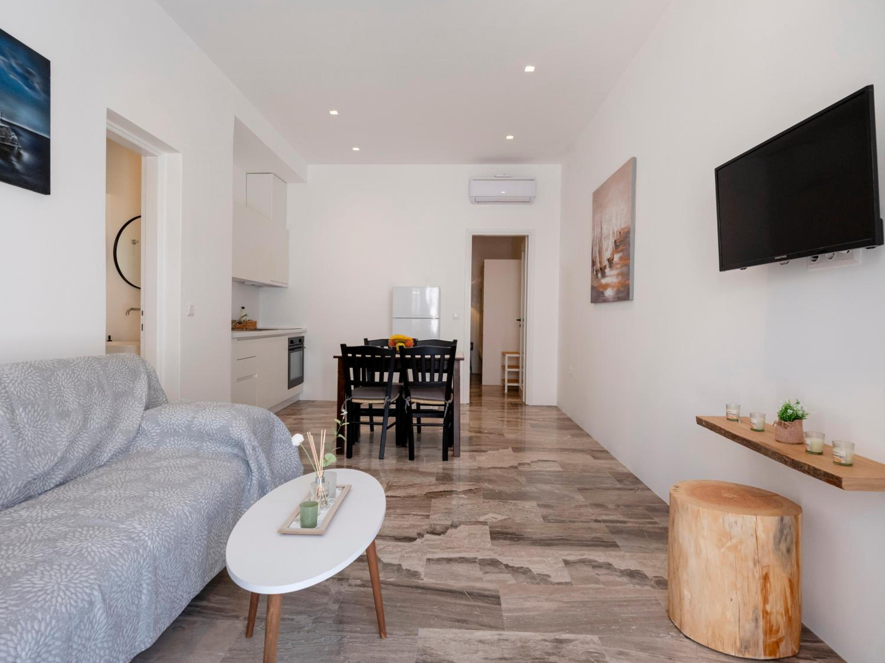 Ela Suites