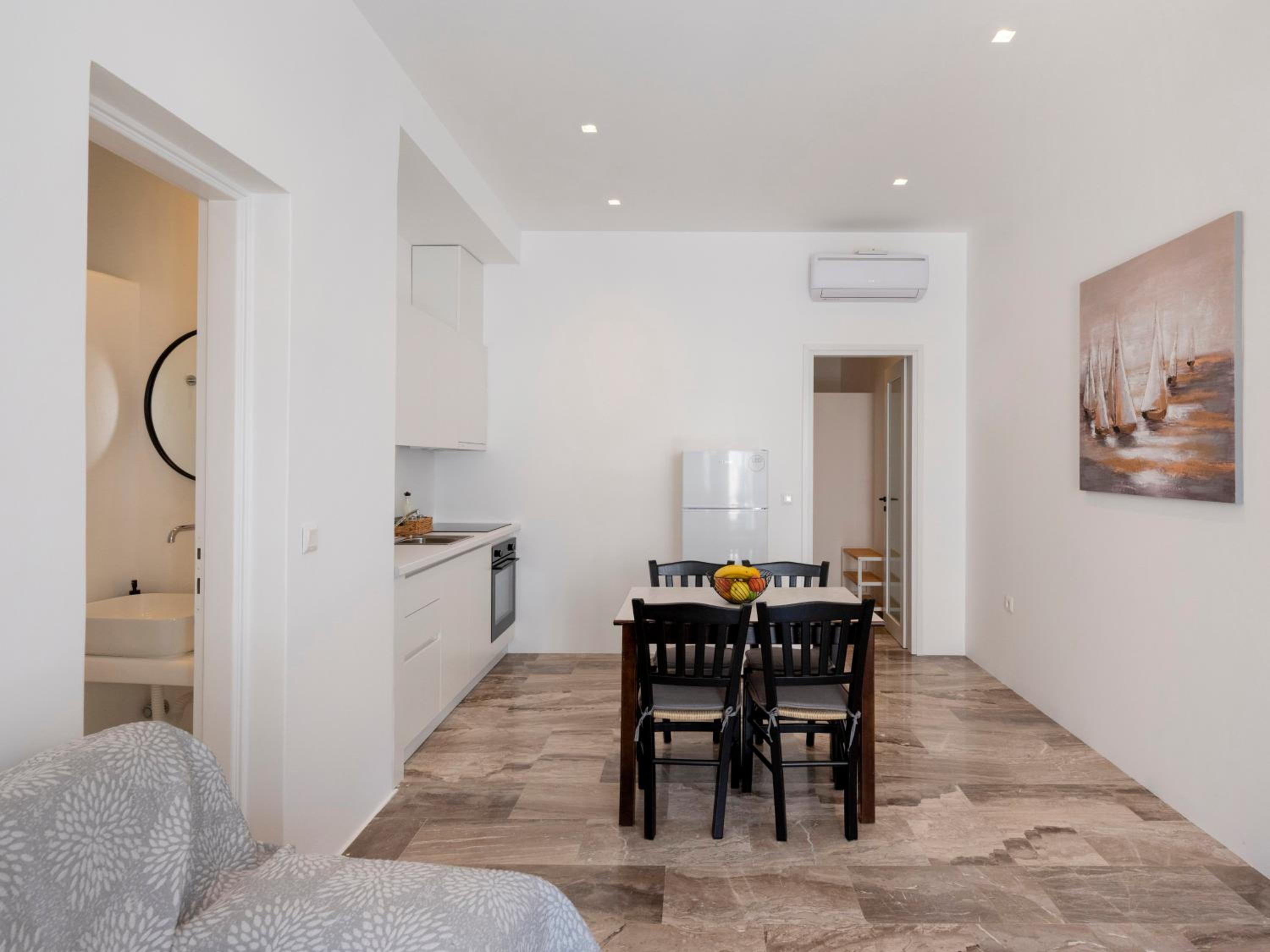 Ela Suites