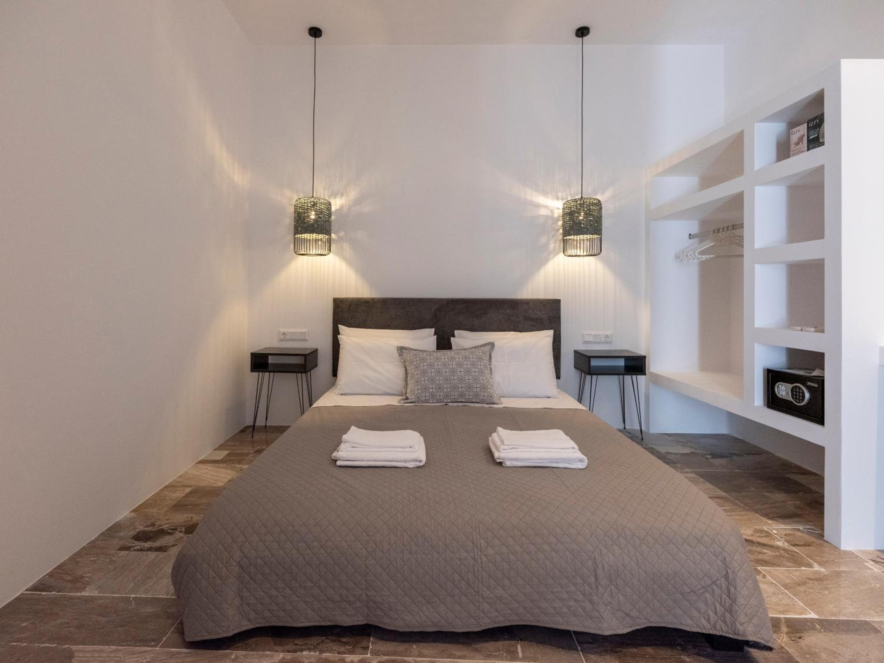 Ela Suites