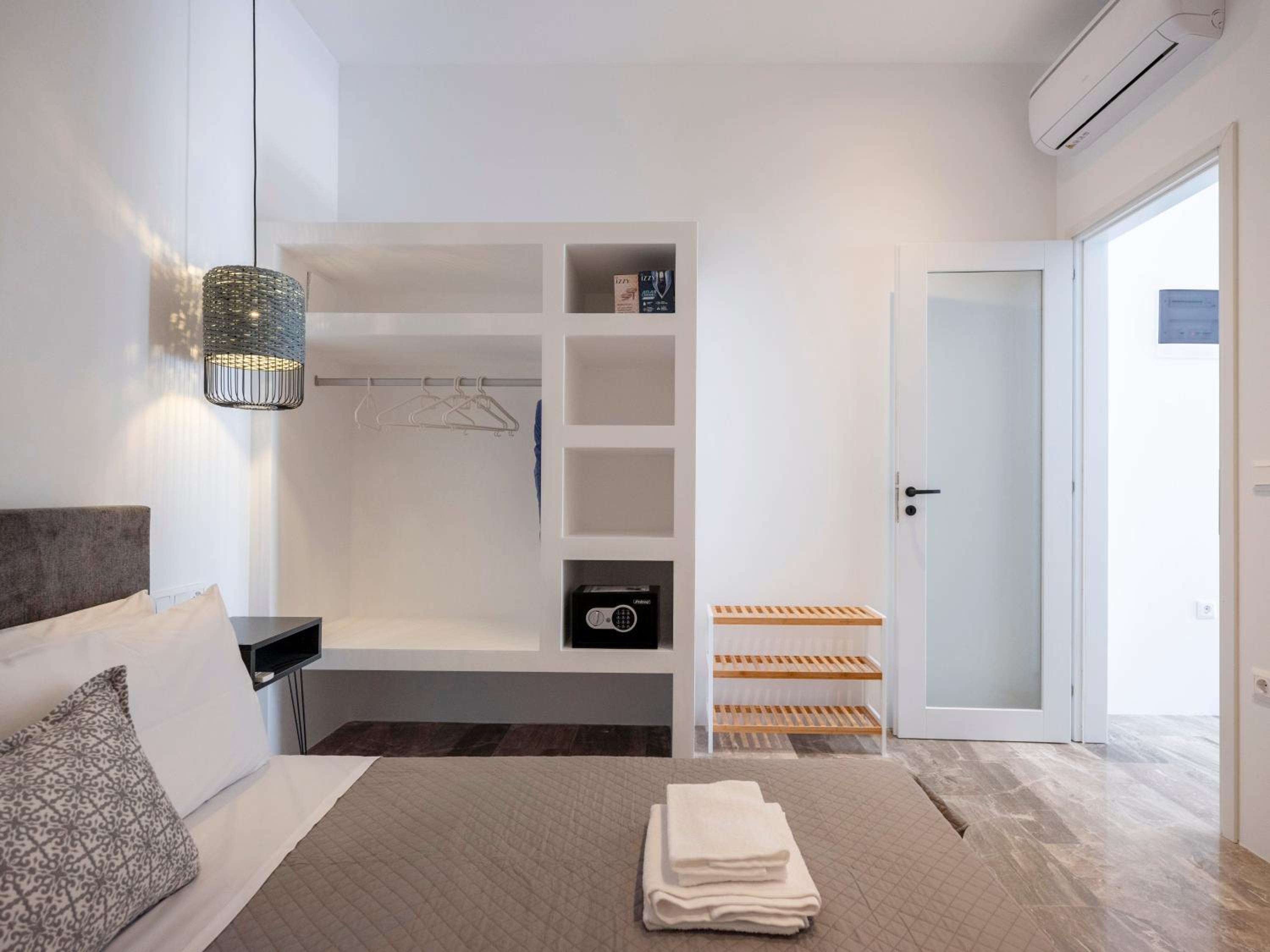 Ela Suites