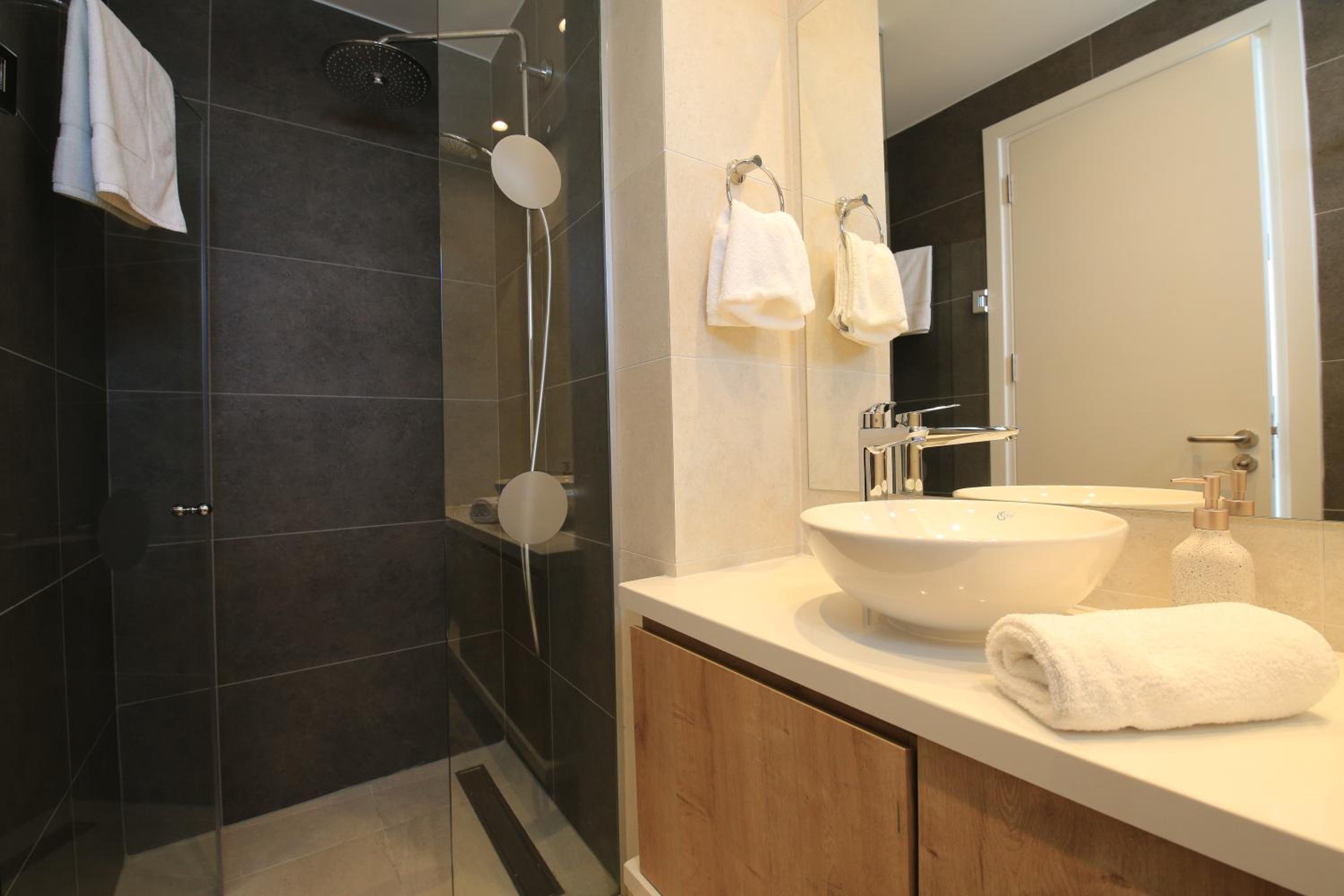 Serenity Waves Villa 27