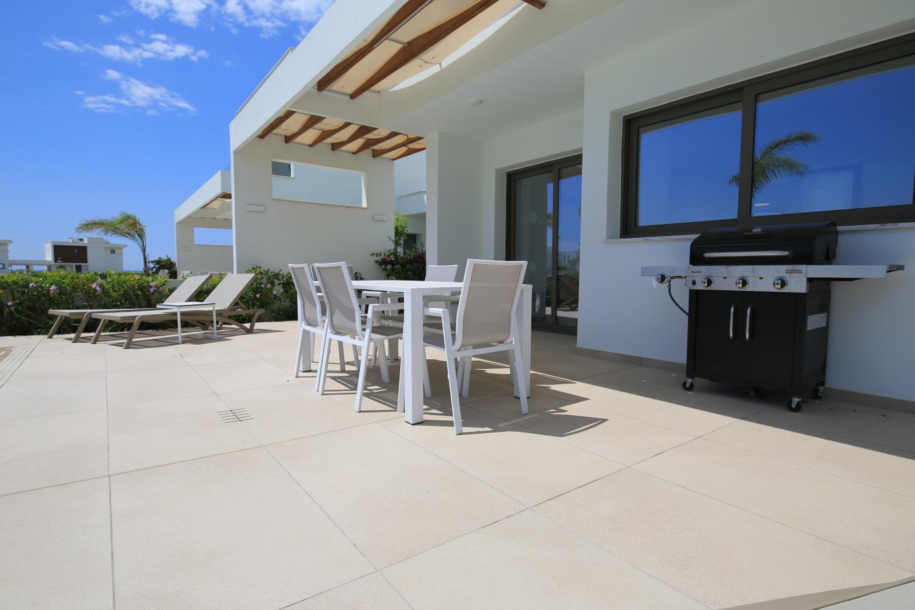 Serenity Waves Villa 27