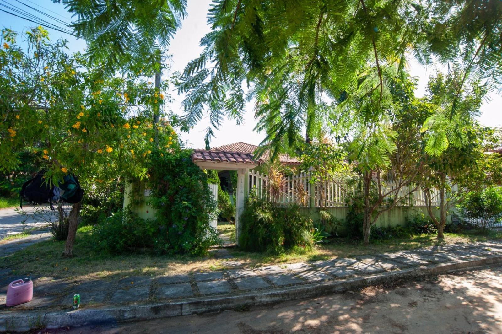 Casa Verde - 2km da Praia de Itaúna