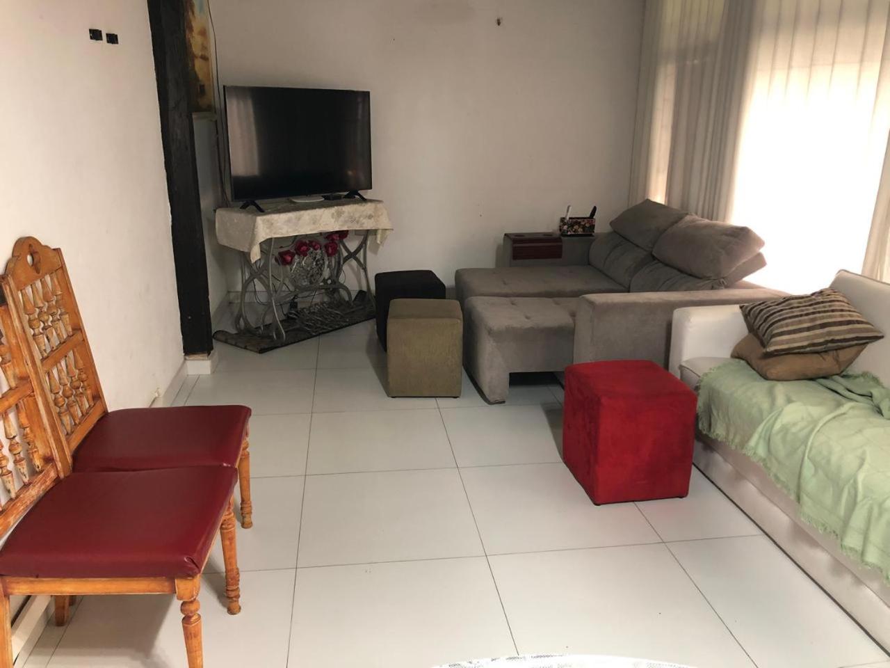 Linda Casa frente mar, pé na areia, Itapema SC, Ar, Wi-fi, Smart Tv