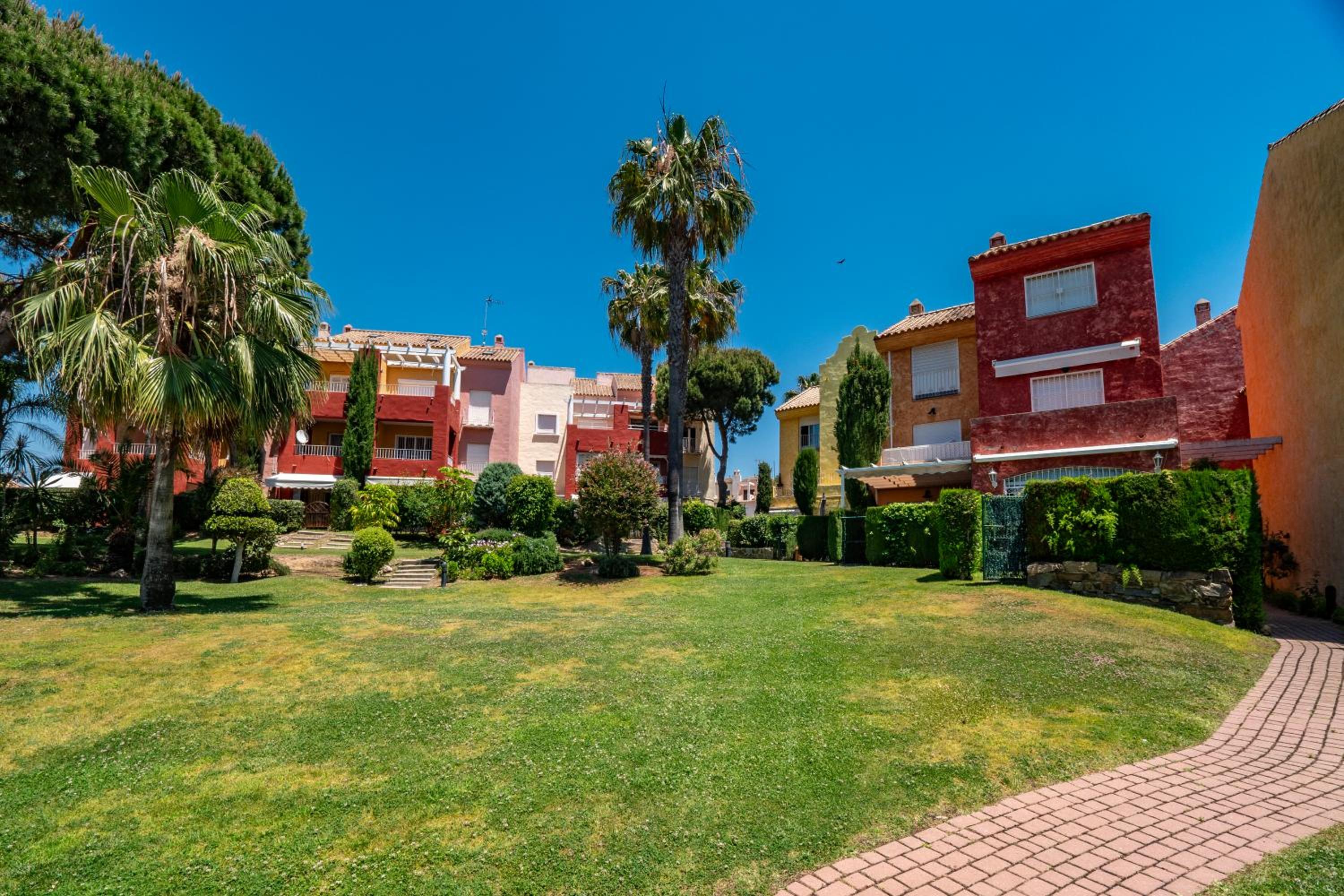 BHost - Atlántica Golf Islantilla