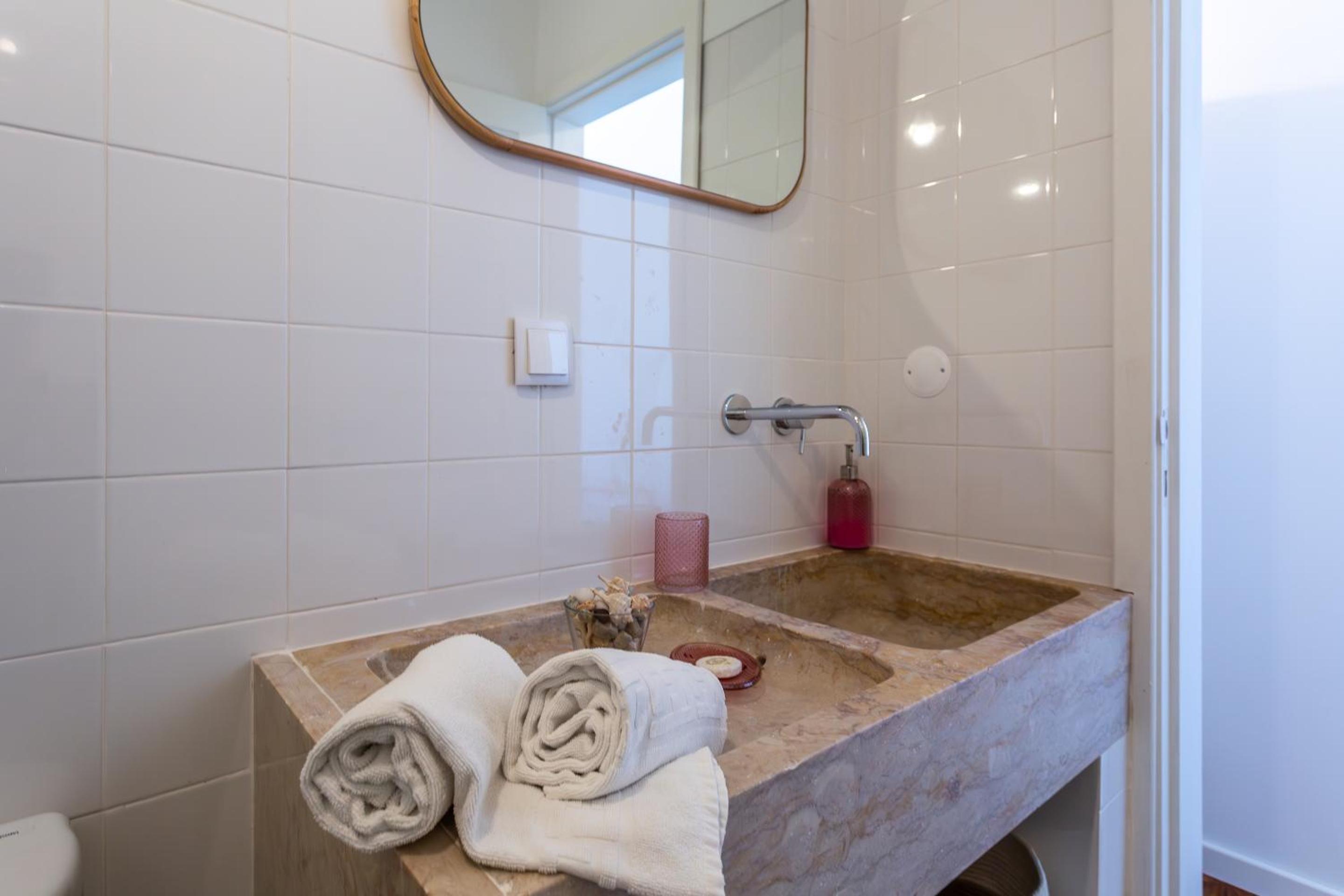 BeGuest Cascais Blue Family Home view 5
