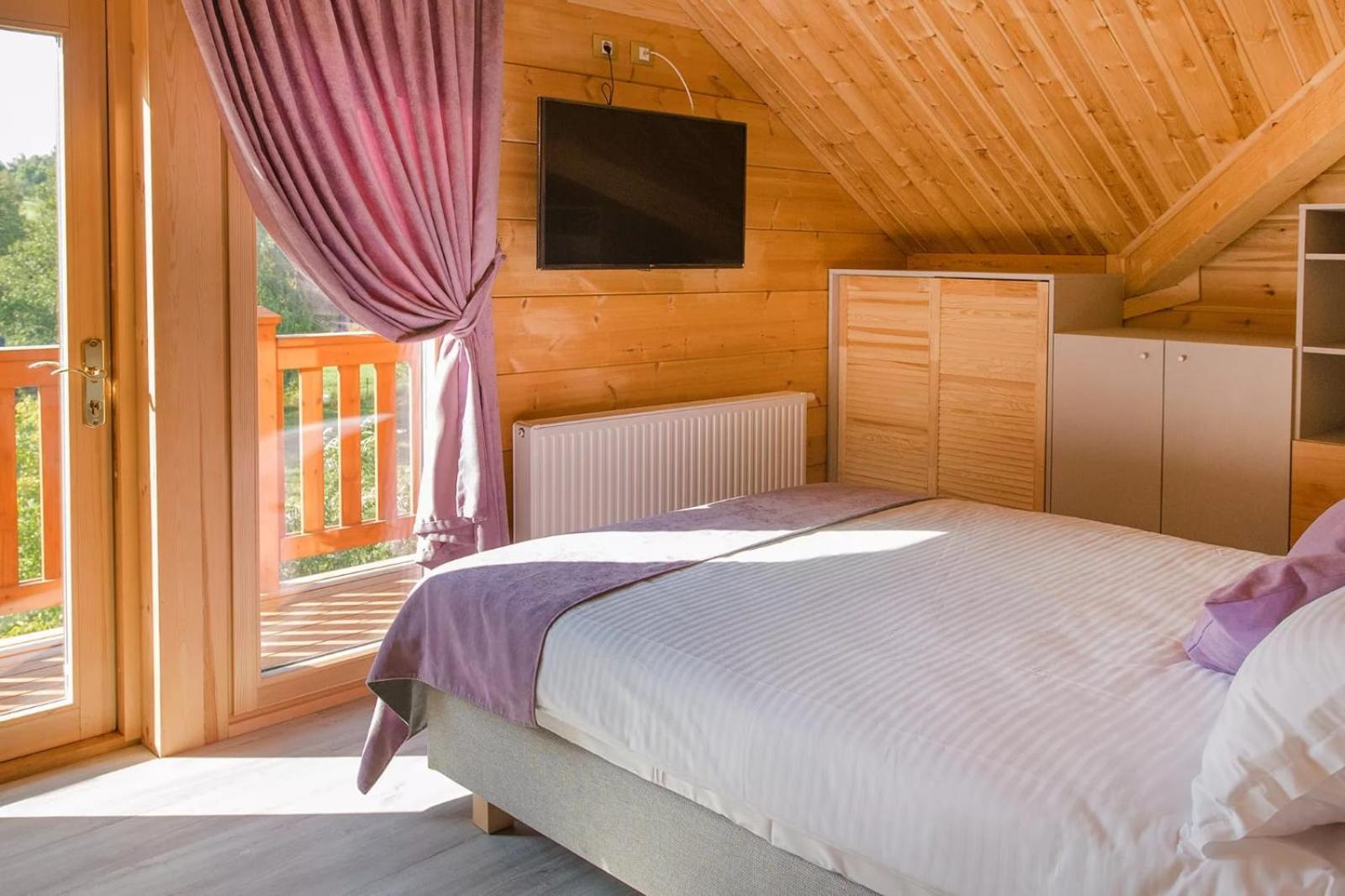 Transylvania Mountain Chalet