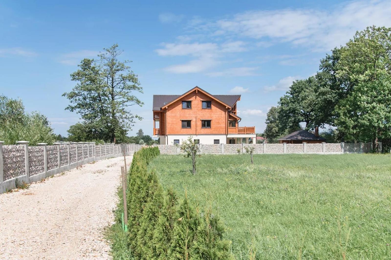 Transylvania Mountain Chalet