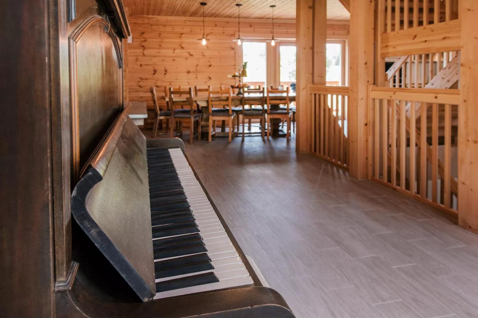 Transylvania Mountain Chalet