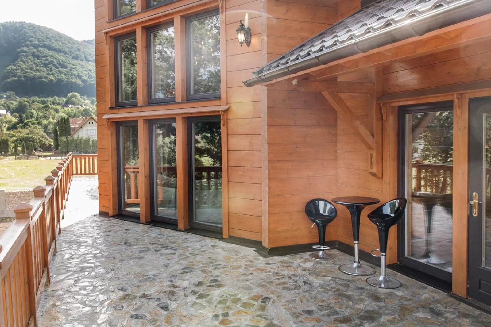 Transylvania Mountain Chalet