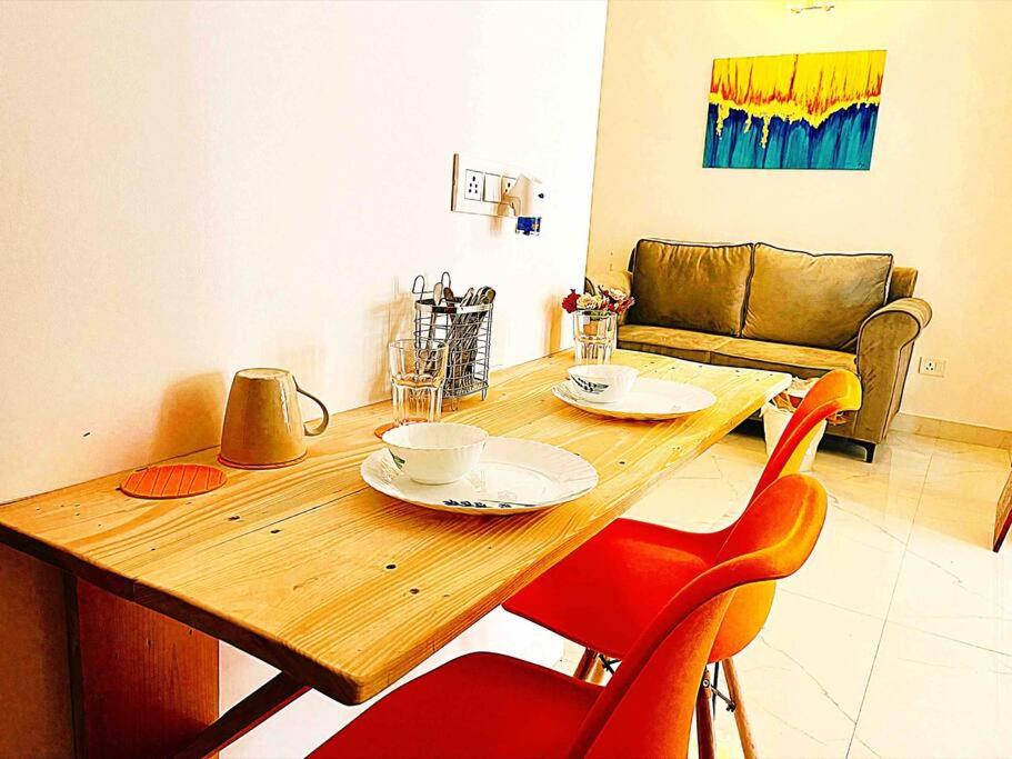 Near Airport Minimalistic Studio Apartment