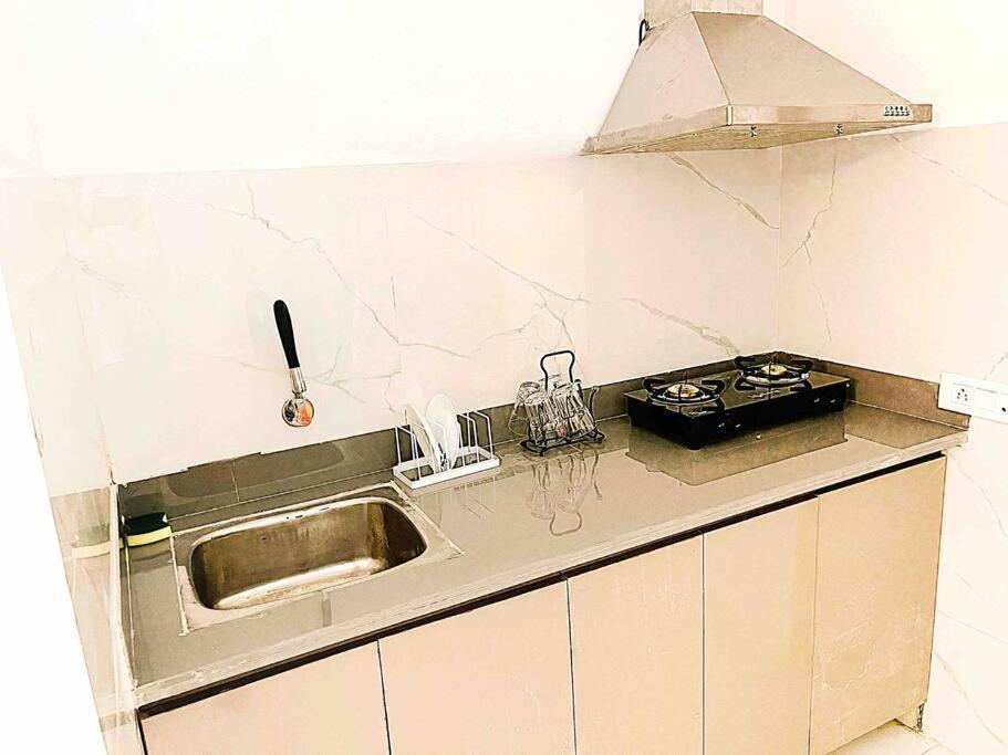 Near Airport Minimalistic Studio Apartment