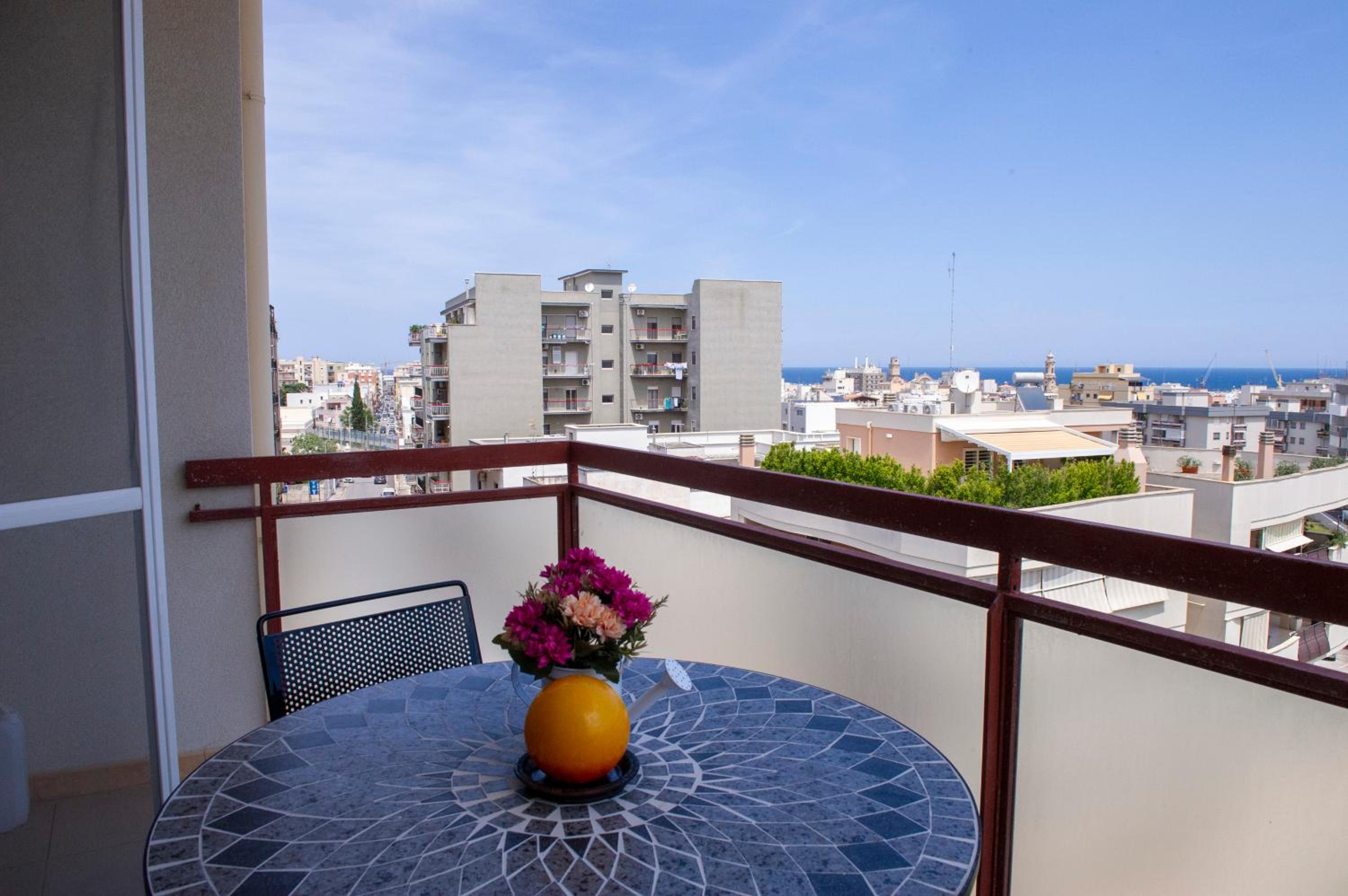 Casa di Giò en Monopoli — balance & terrace