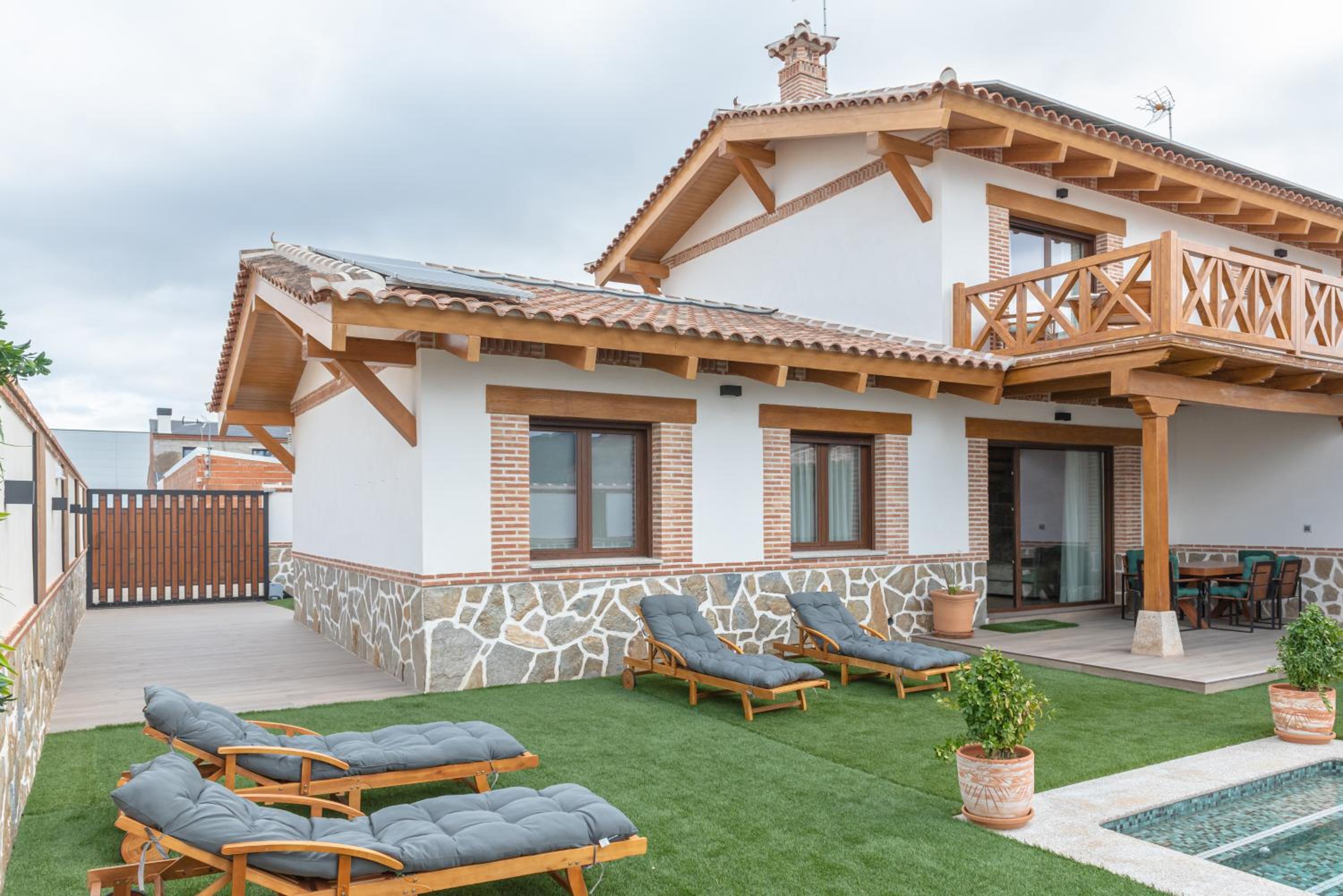 Arandas Village