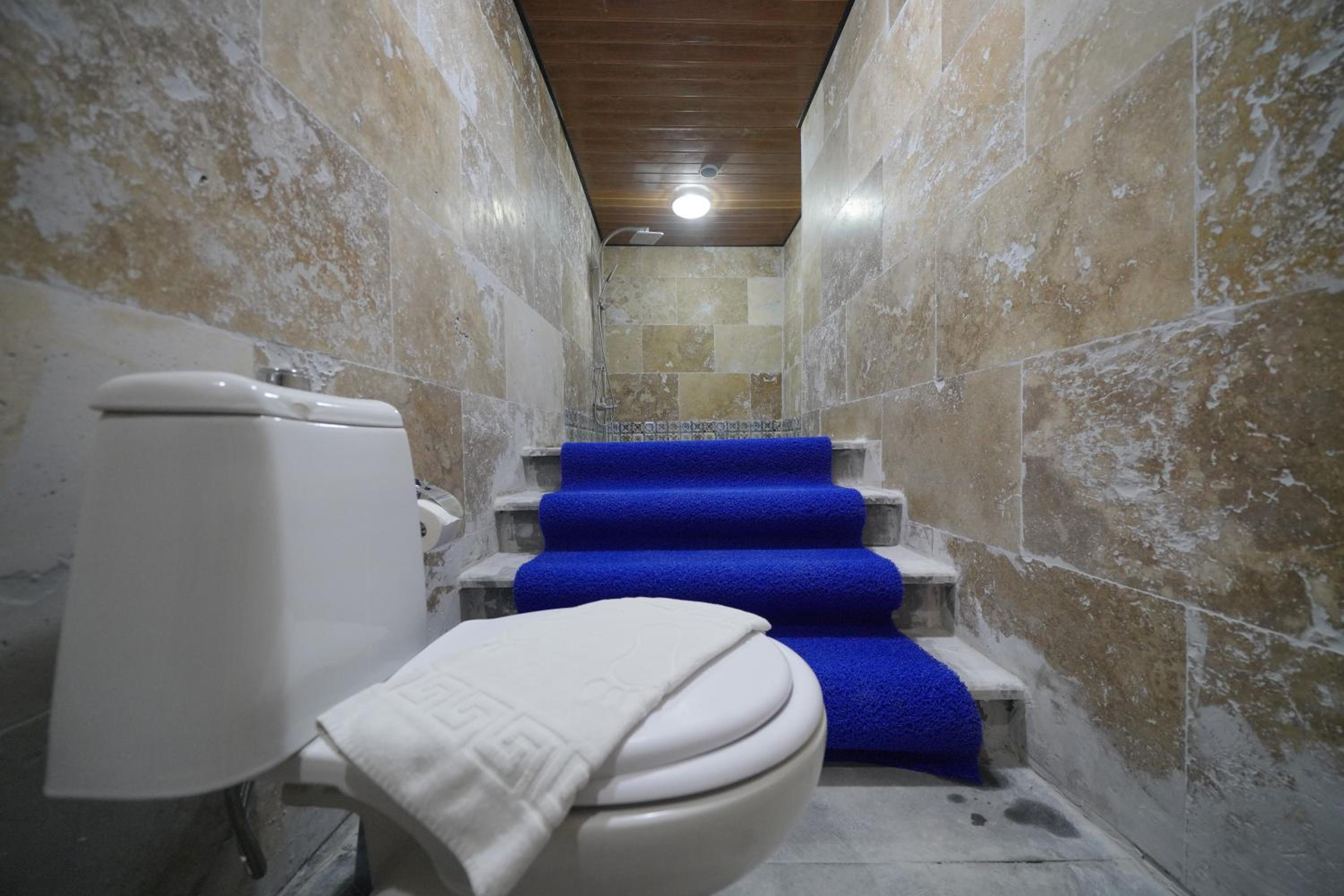 View Cave Hotel - Image 227