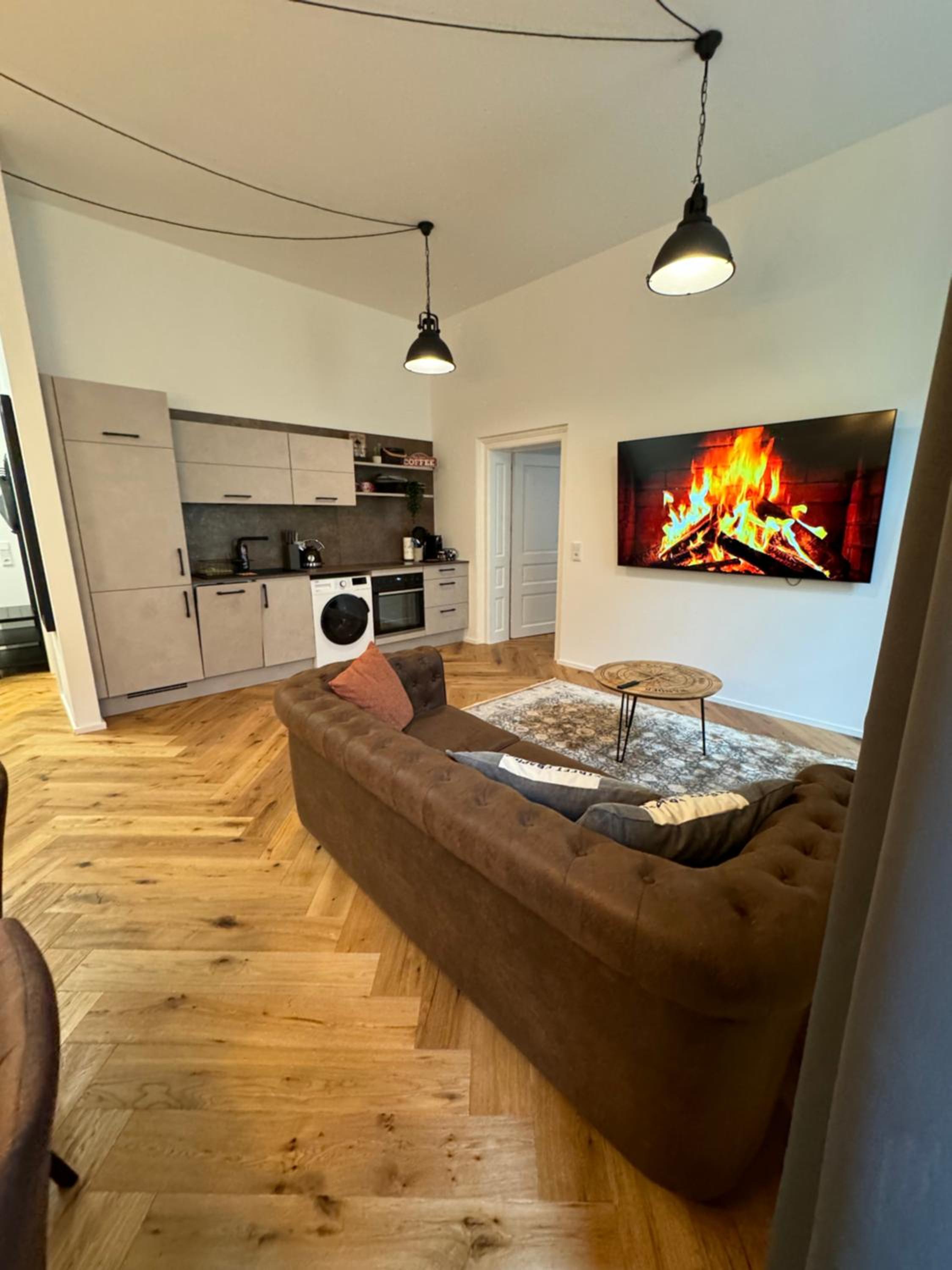 Linz Vacations - Industrial Apartment Schlossberg - Property Image 1