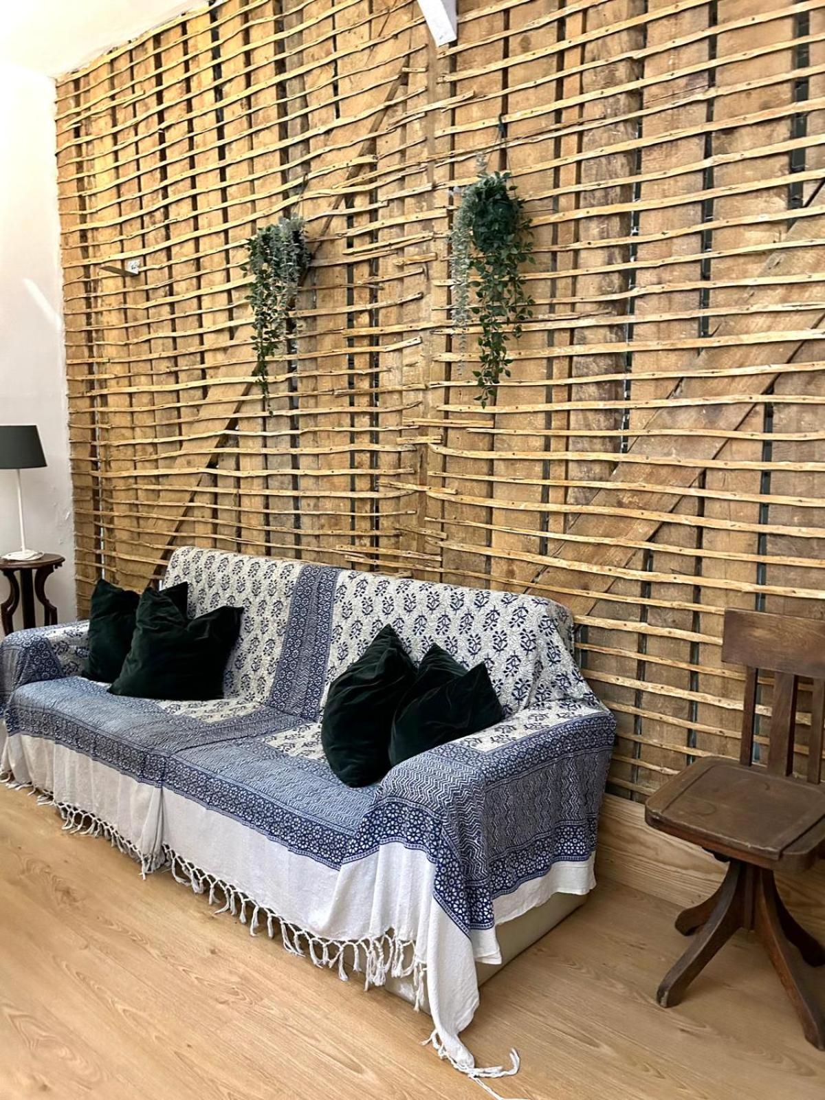 Santos Apartment in Central Lisbon with River View view 2