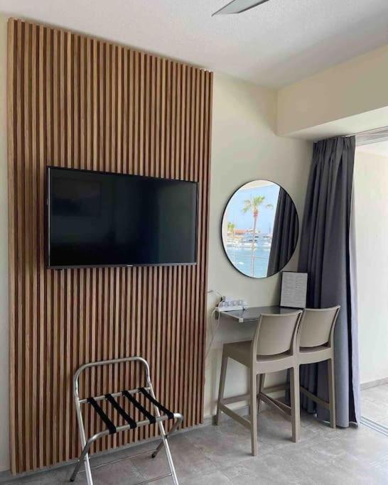 Harbour Lights Studio Apartments