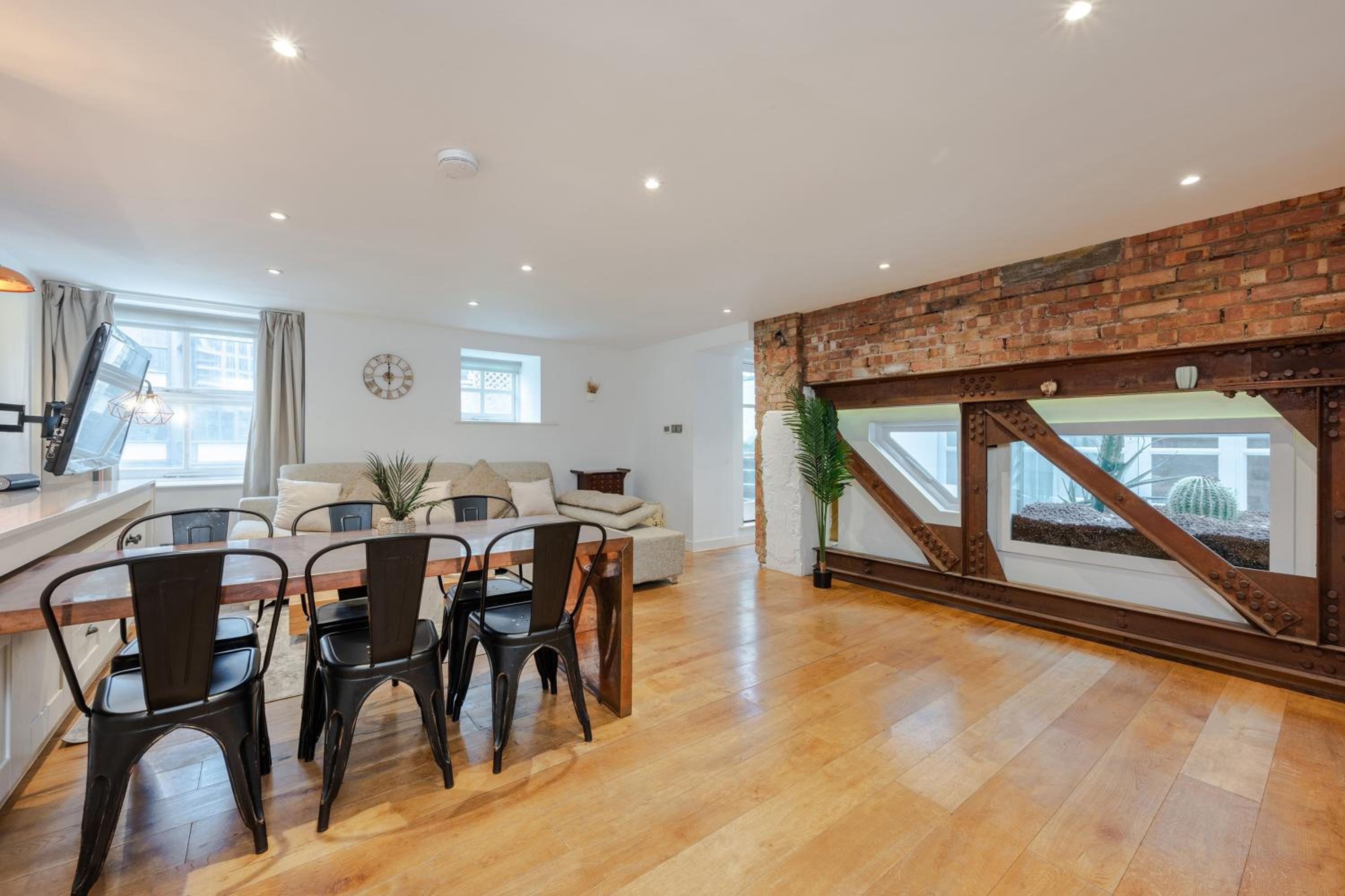Stunning duplex apartment in Central London