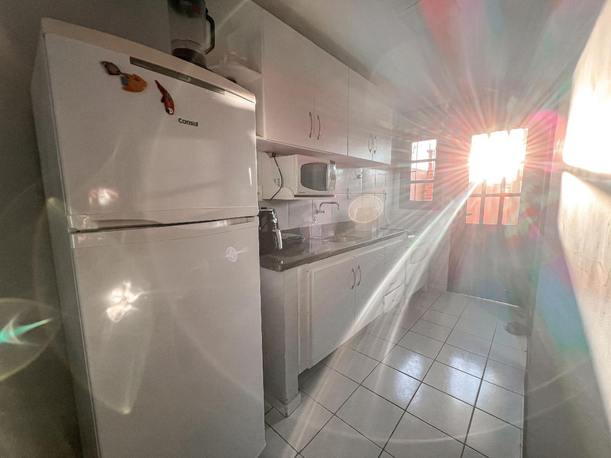 Casas no Residencial Mont Sinai com 2 ou 3 suítes (todas com ar), internet privativa 300MBPS a aproximadamento 250m da Praia de Taperapuã, condomínio com p