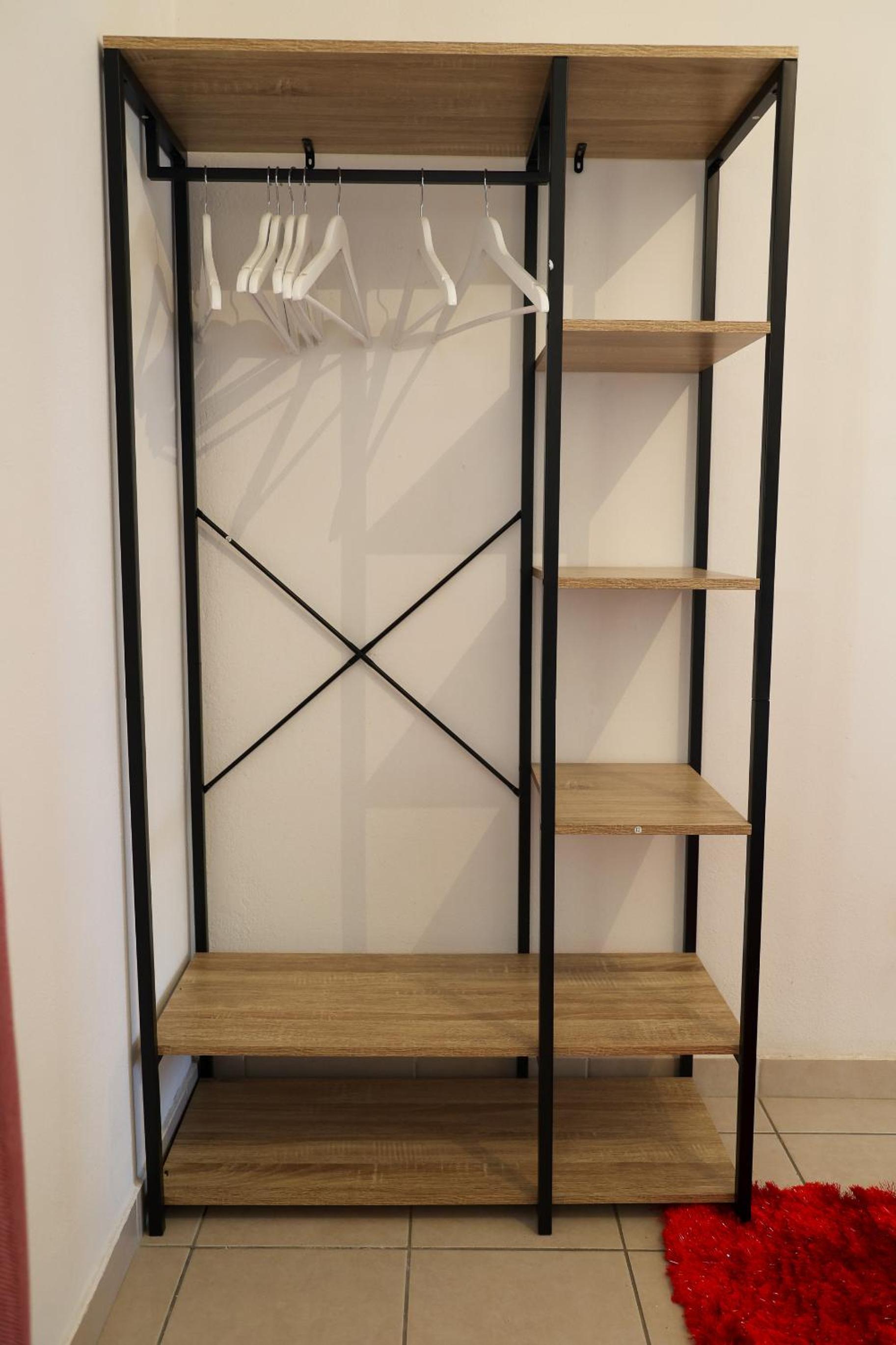 Photo 9