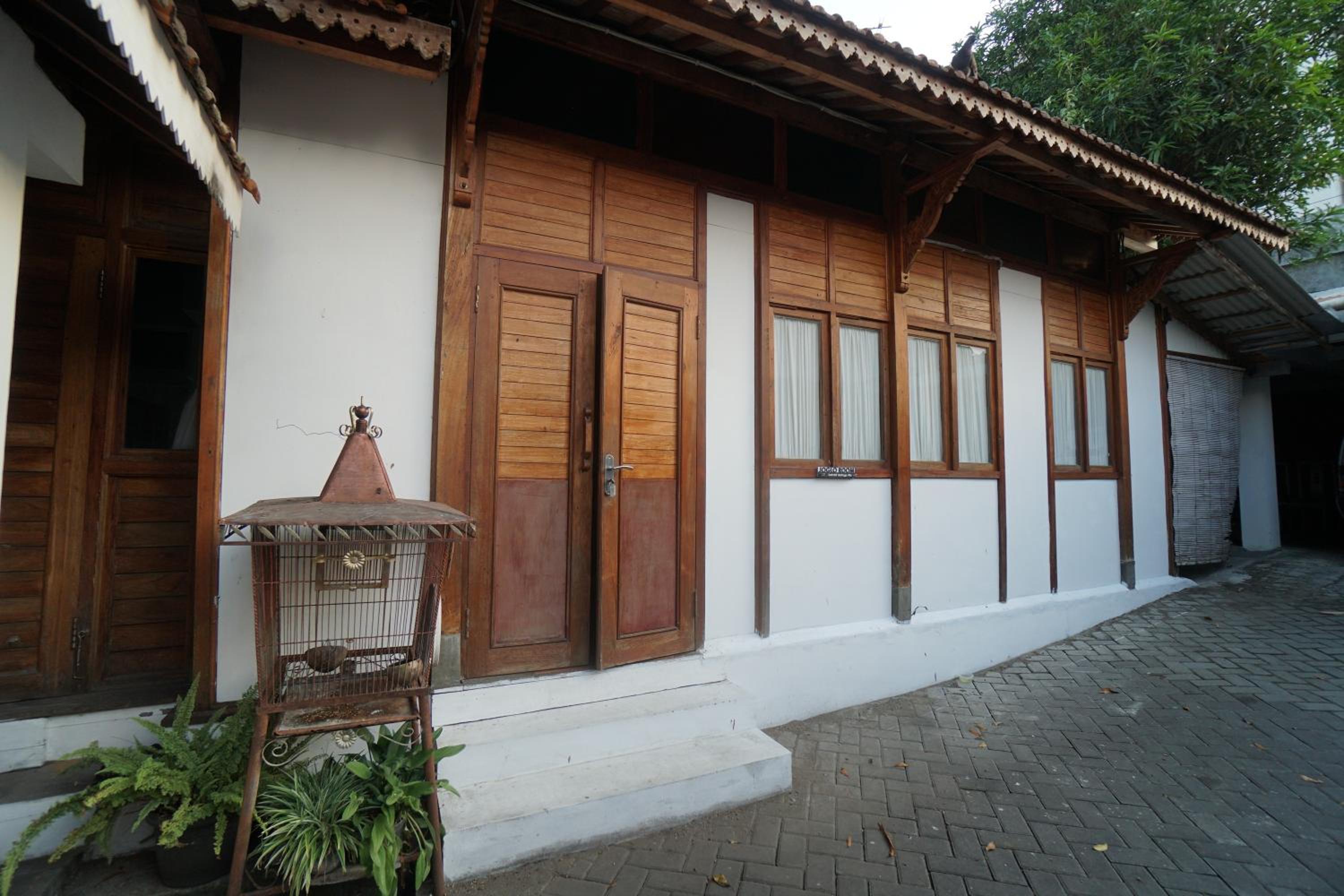 Villa Sarimbit