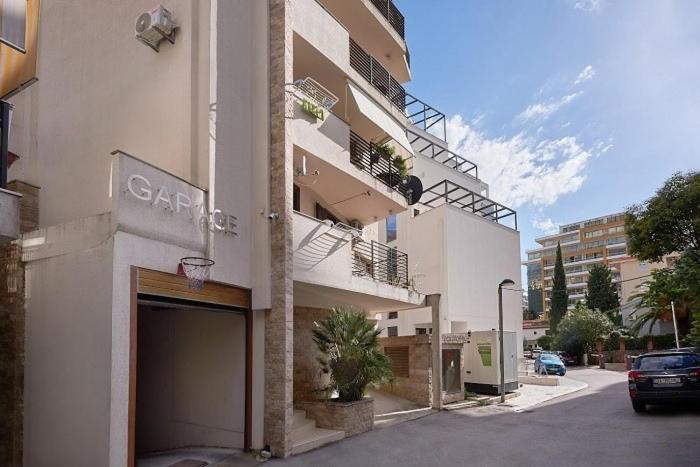 Mik Apartments Heart of Budva 1 plus 1 40 SqMeter
