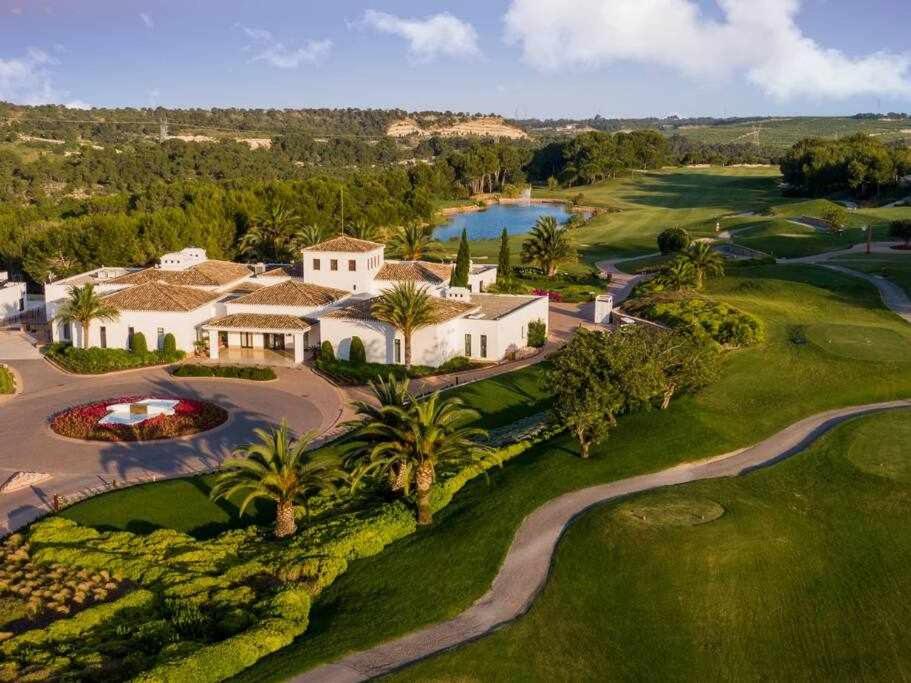 Exclusiva Sky Villa en Las Colinas Resort
