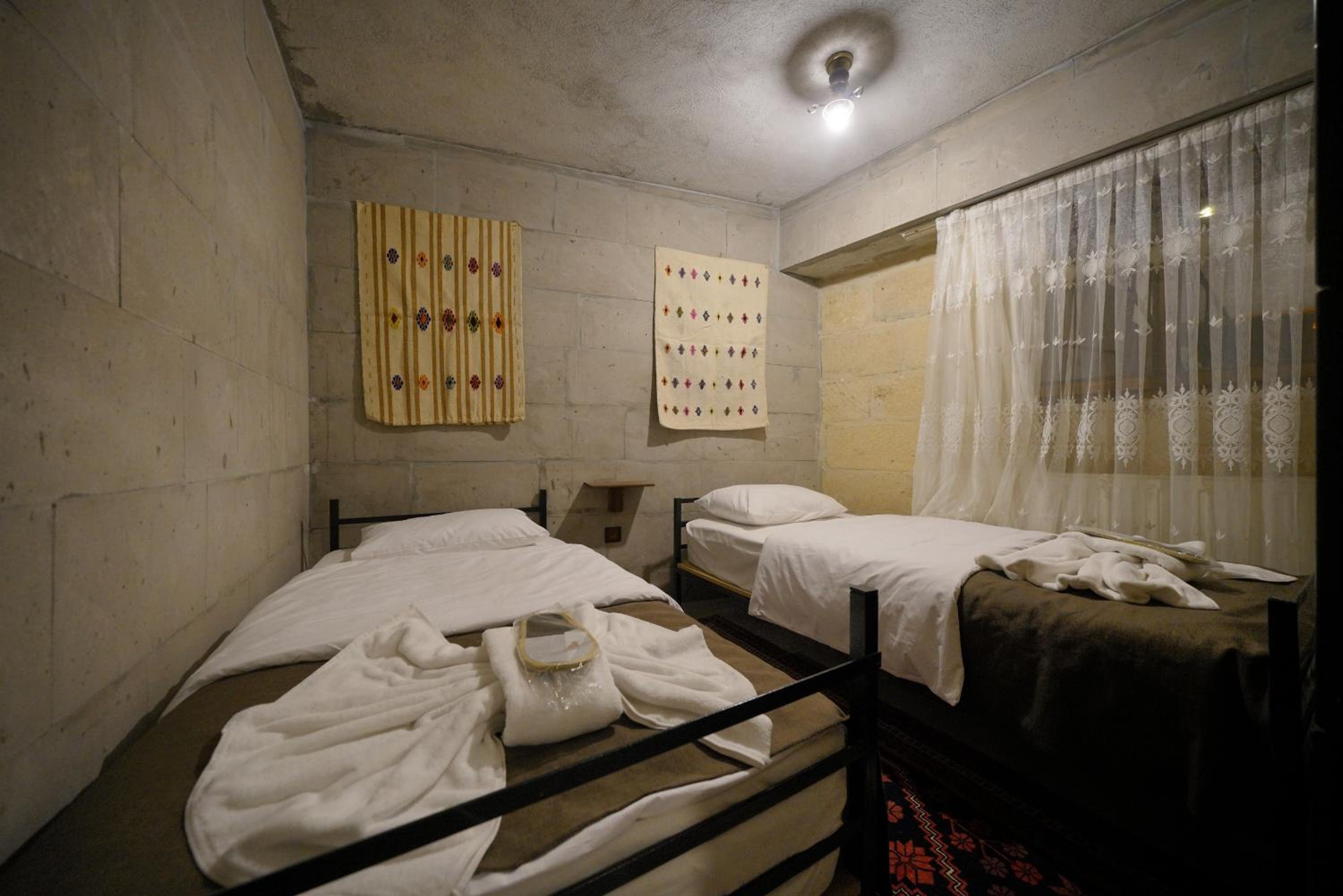 View Cave Hotel - Image 228