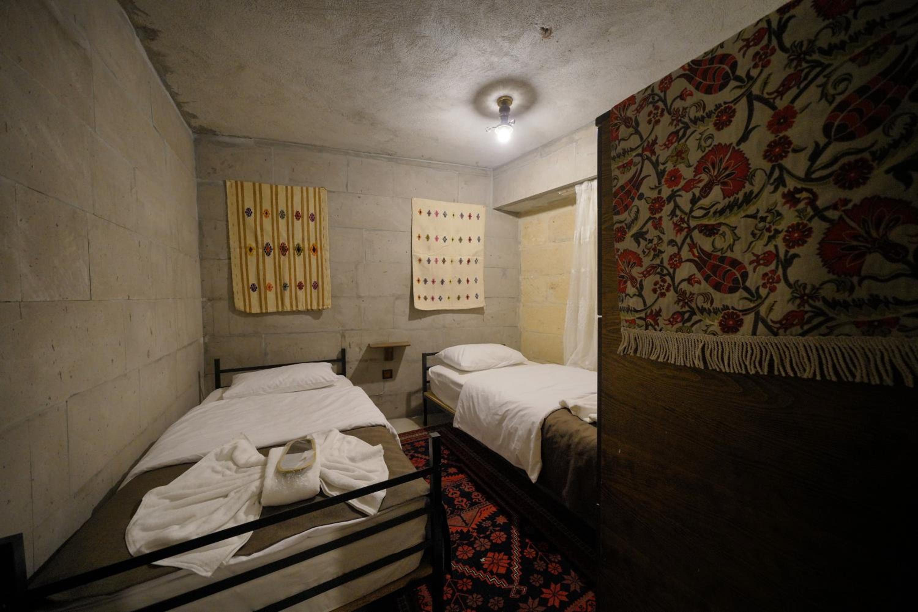 View Cave Hotel - Image 276