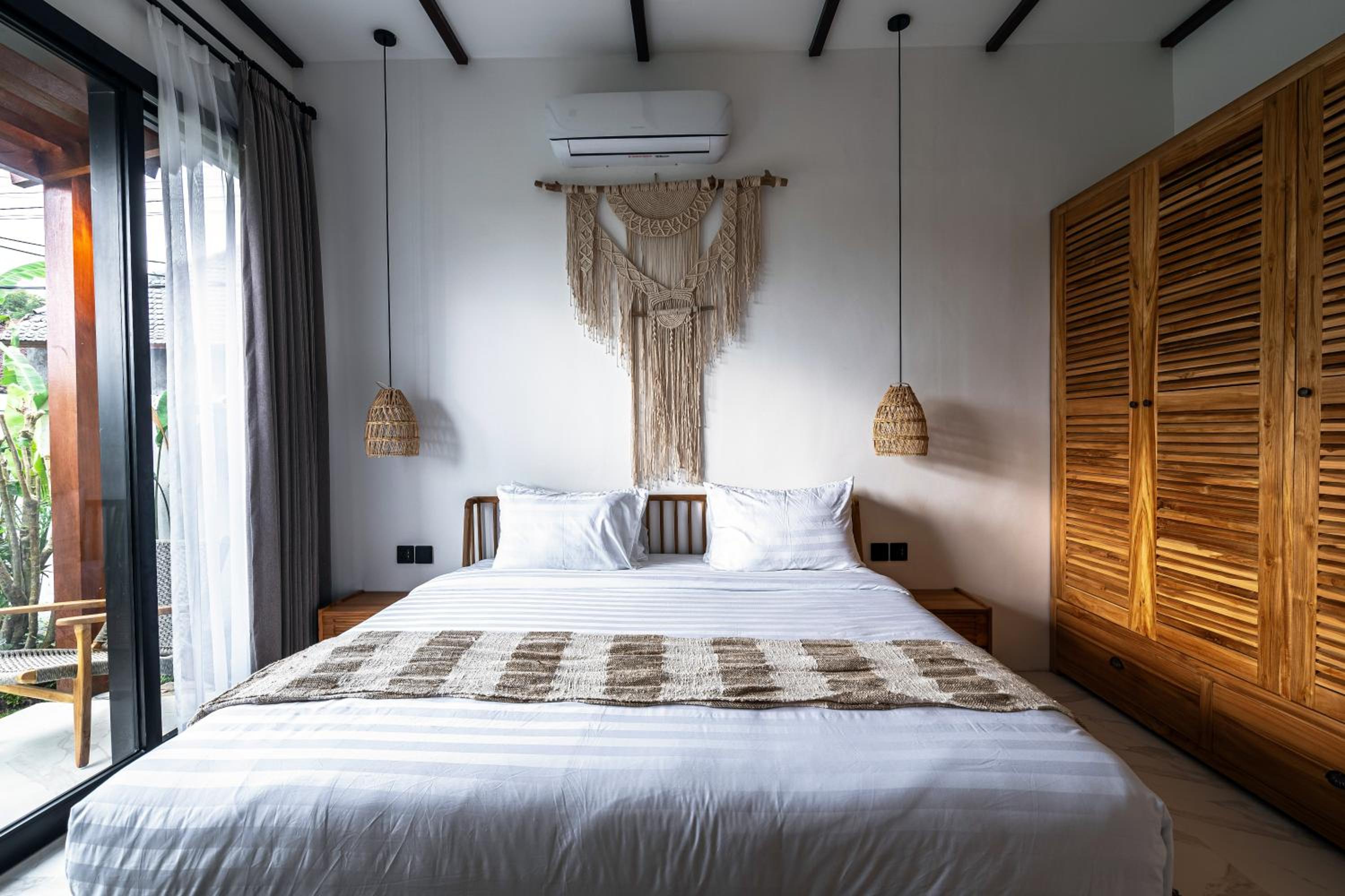 Blue Wave Villa by EVDEkimi Ubud