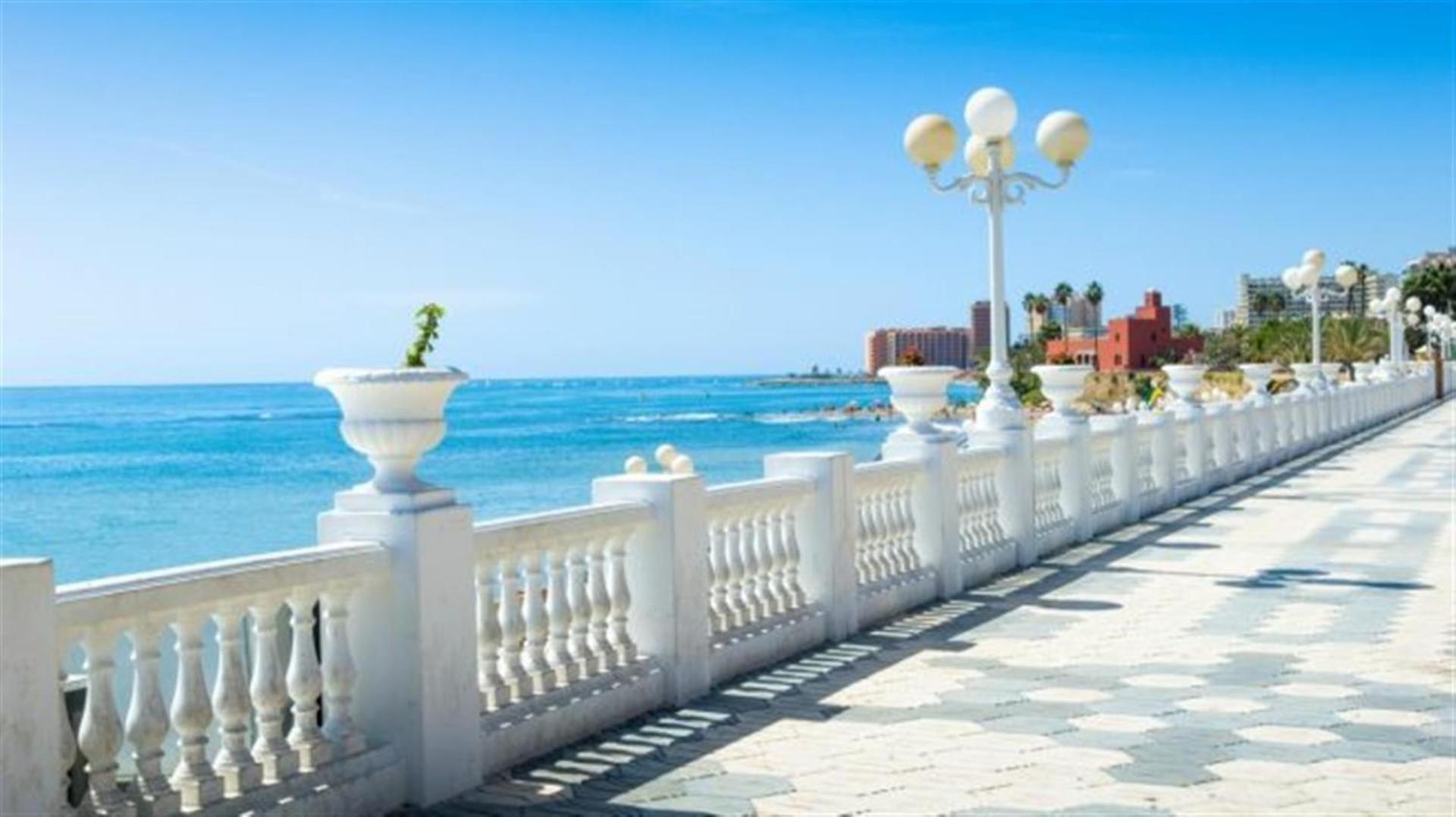 Golden Sunset Sea View Premium Apartment