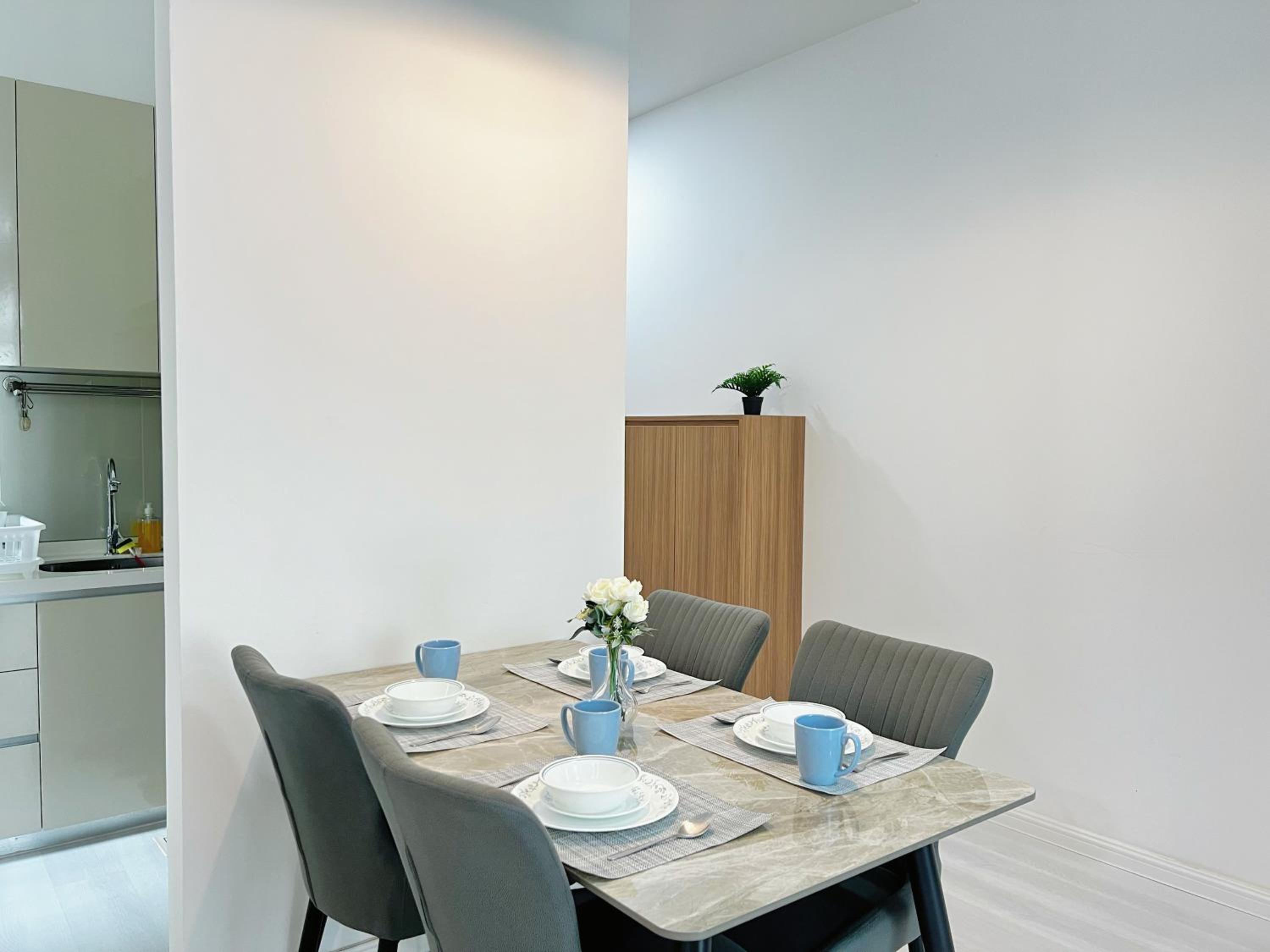 Paradigm Residence by Antlerzone