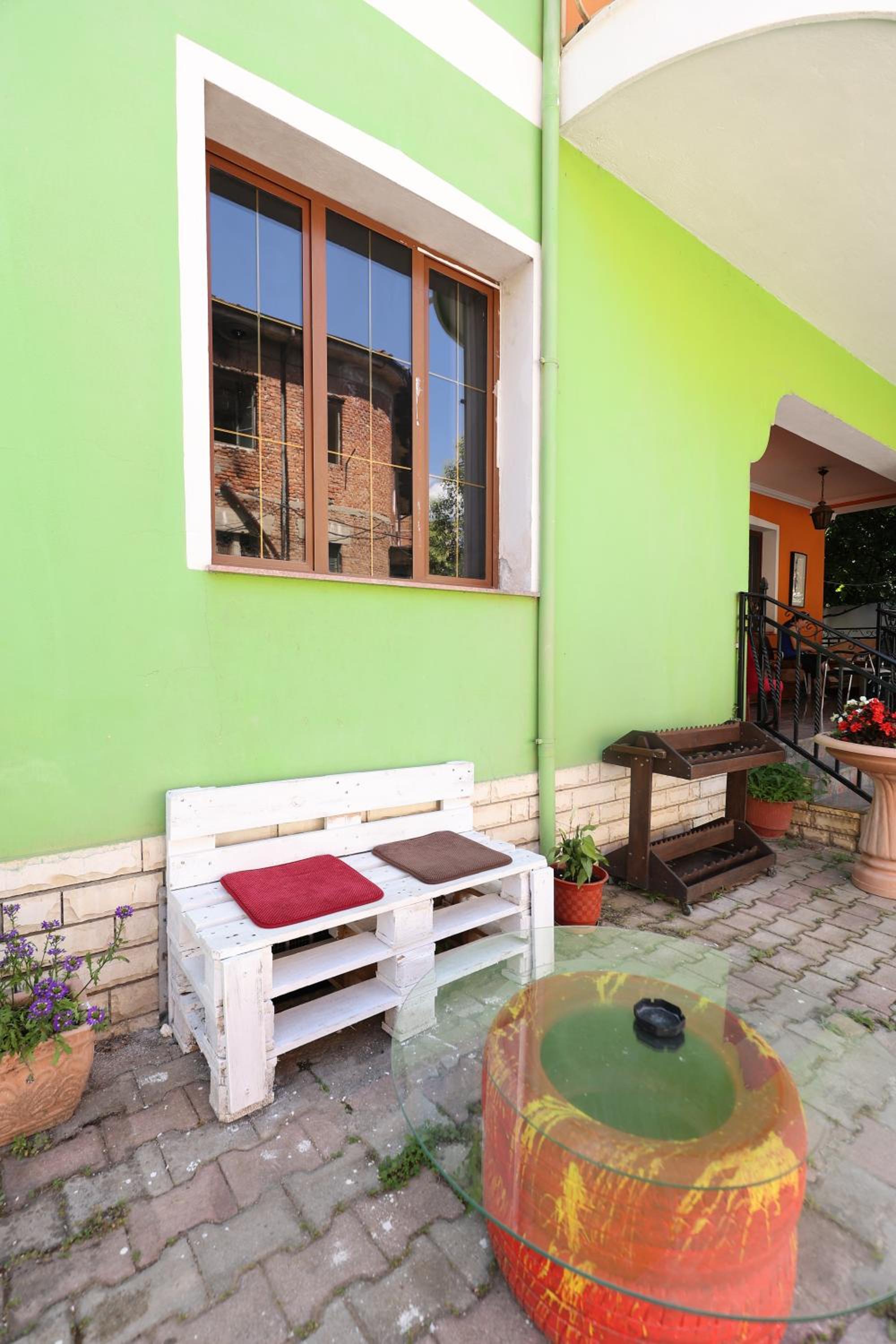 Hostel Osho