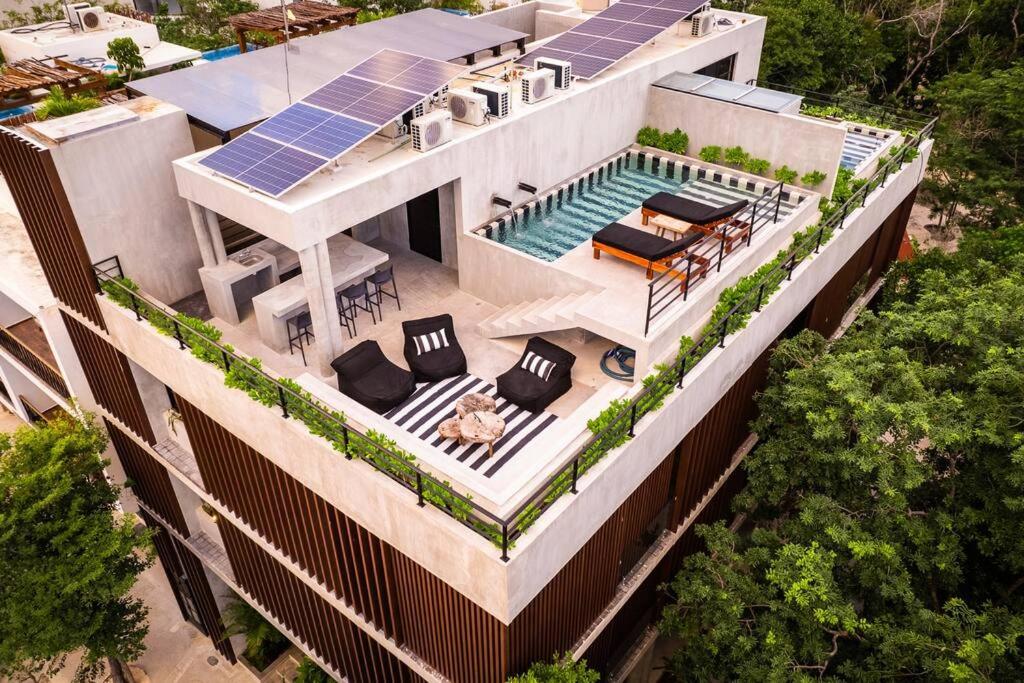Luxury Jungle Loft Noir Beach Club view 4