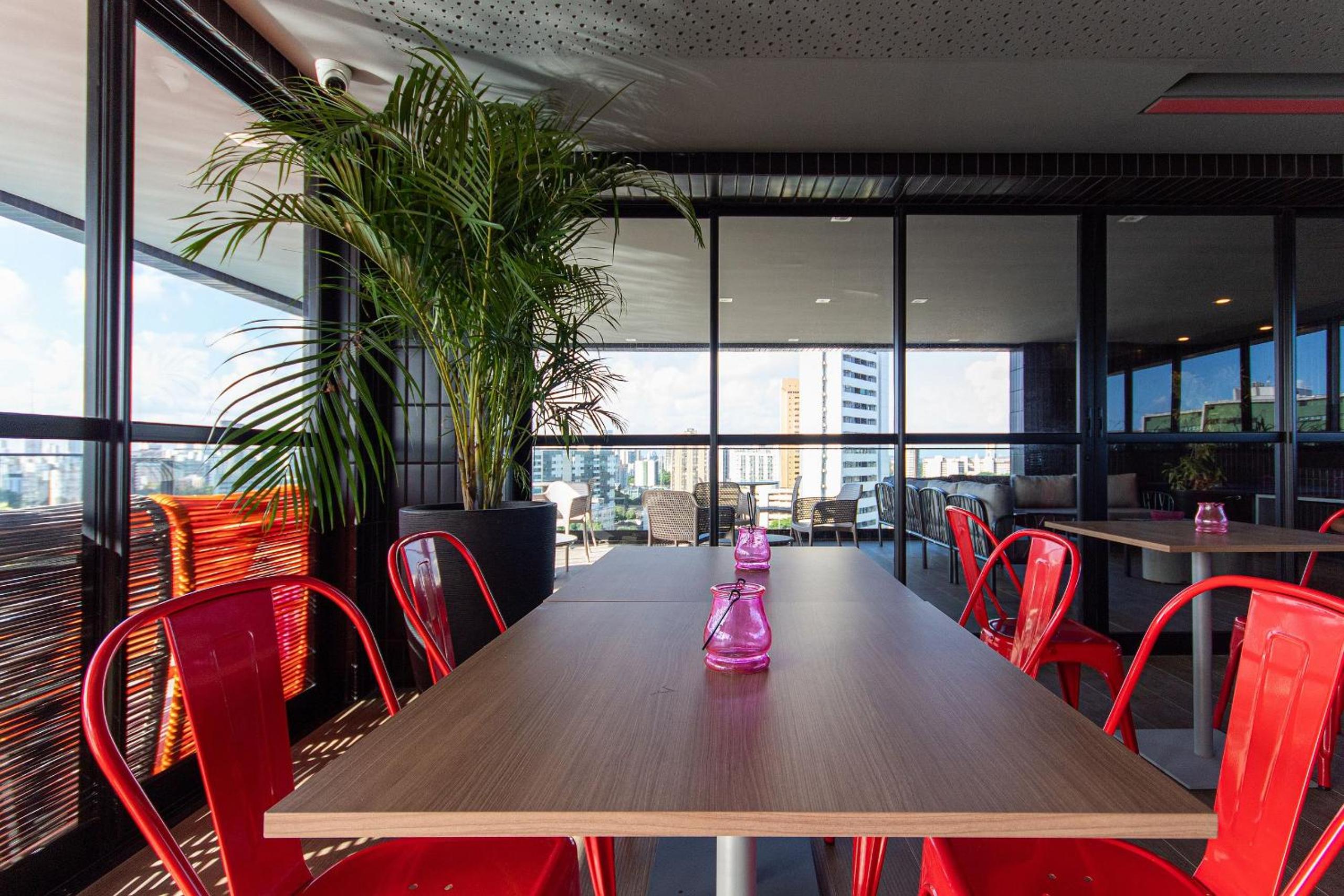 Tolive One #111 - Studio Garden por Carpediem