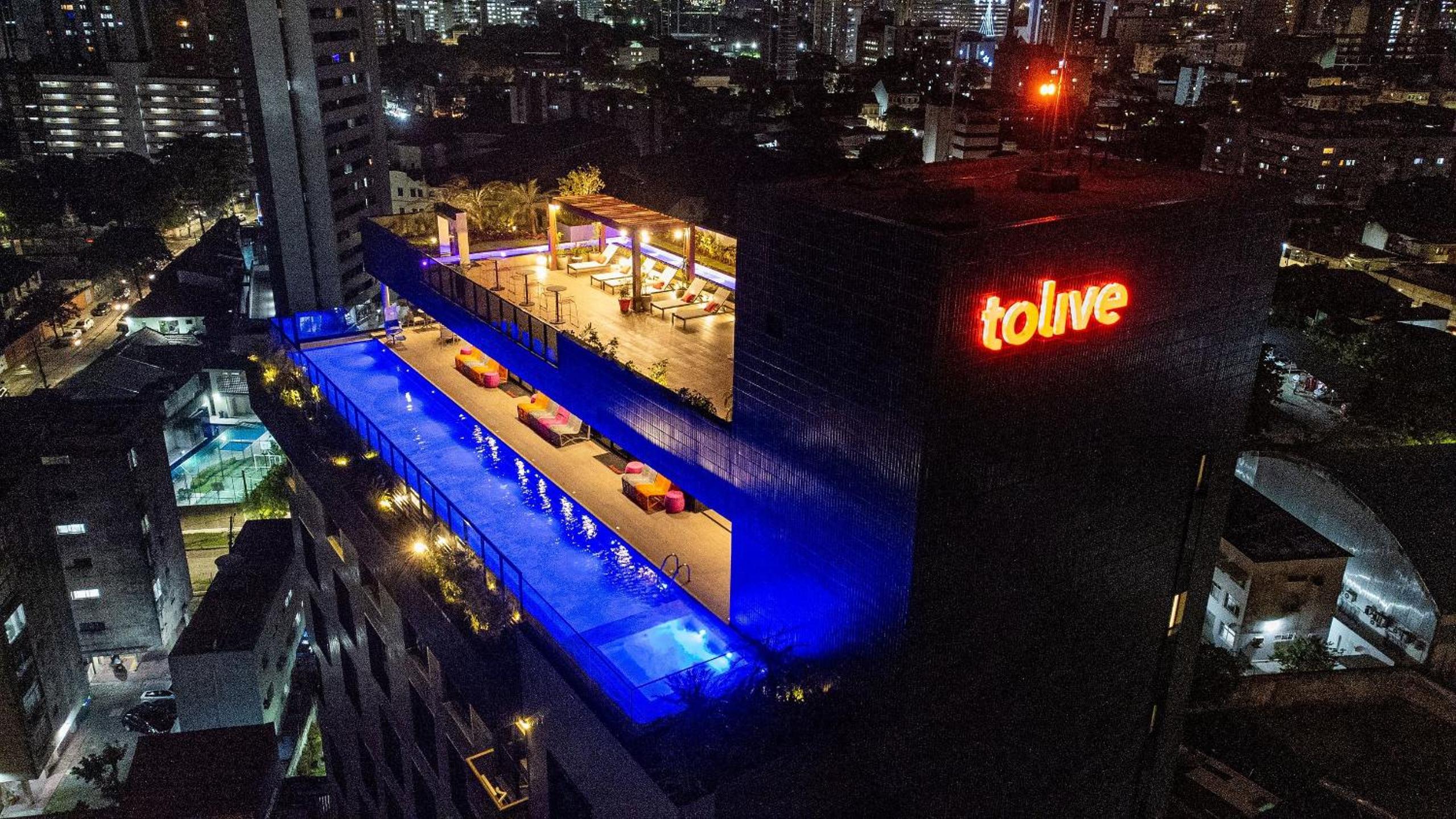 Tolive One #111 - Studio Garden por Carpediem