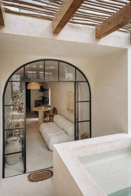 Casa Zebrina Designer Apartment
