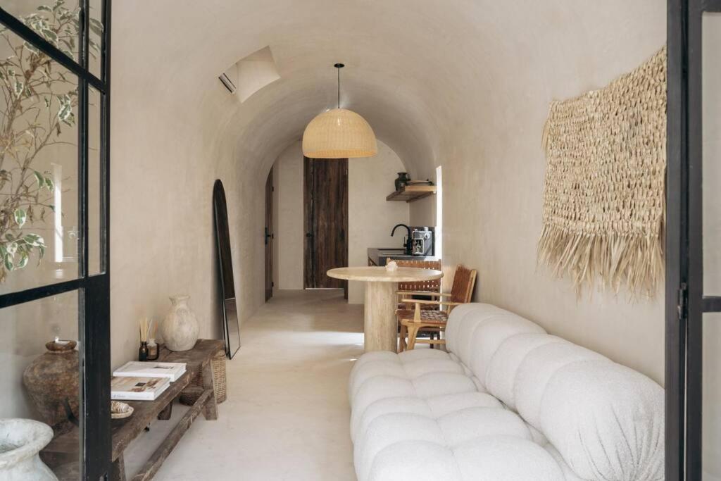 Casa Zebrina Designer Apartment