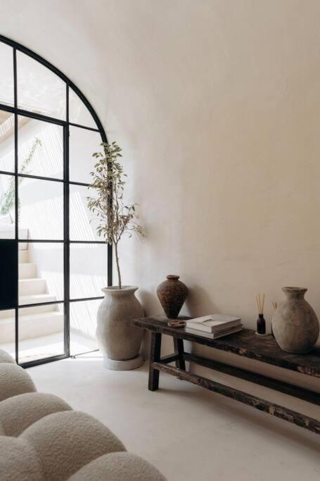 Casa Zebrina Designer Apartment