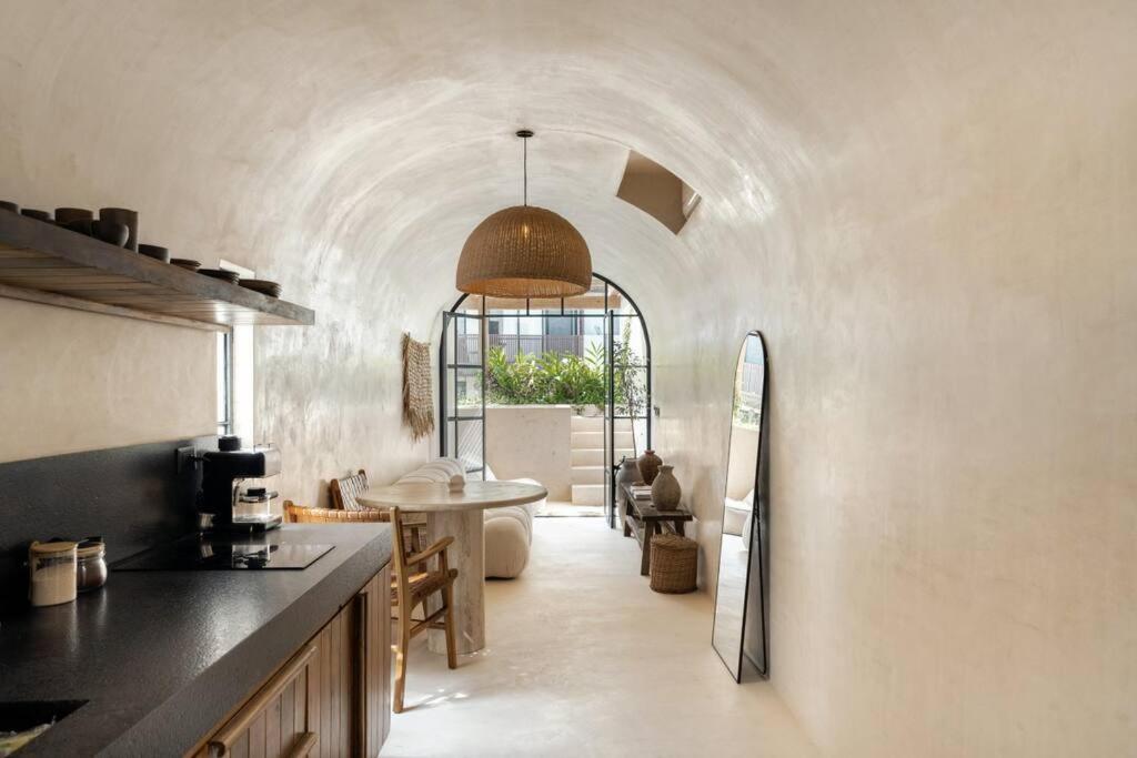 Casa Zebrina Designer Apartment