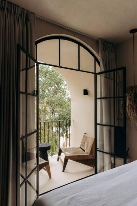 Casa Zebrina Designer Apartment