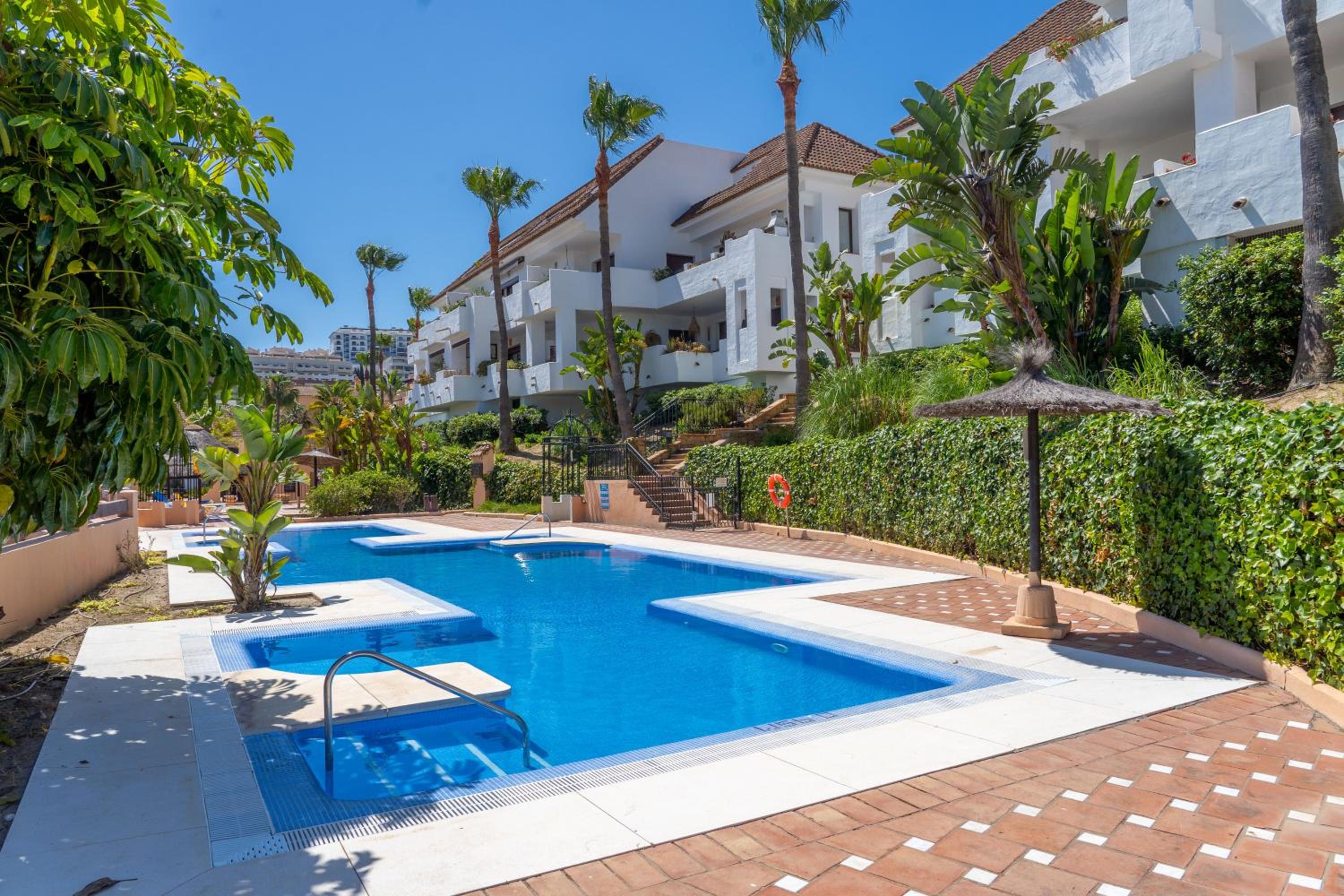 MalagaSuite Duquesa Manilva Pool
