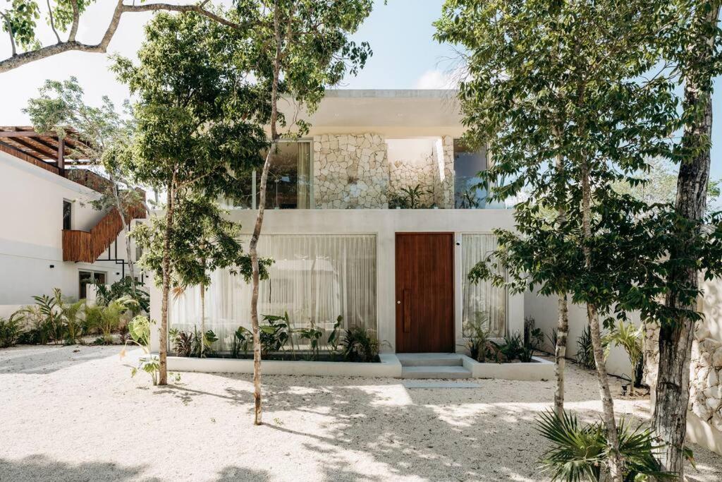Casa Mazuri Jungle Villa view 2