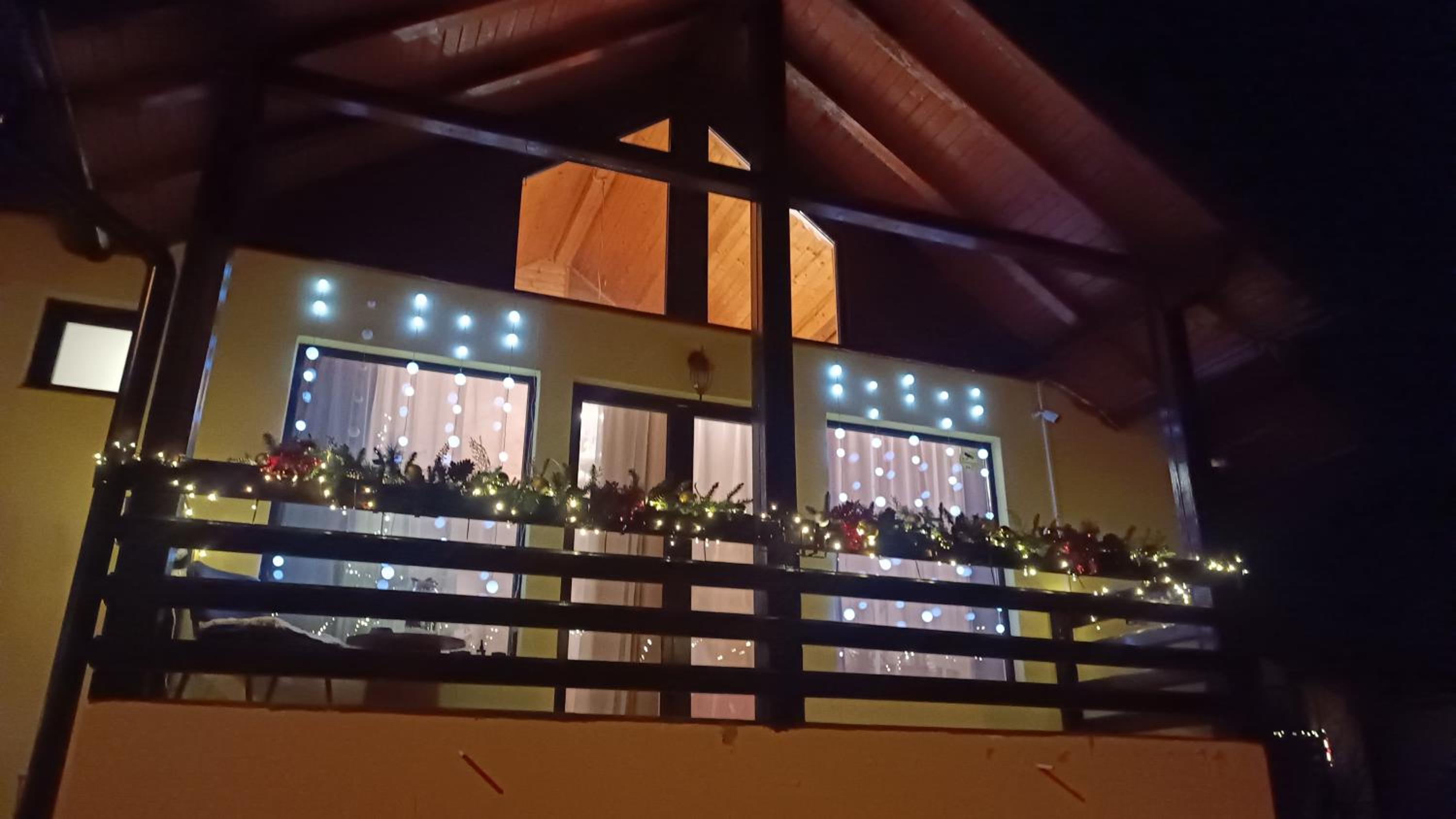 Casa Galbena Busteni view 2