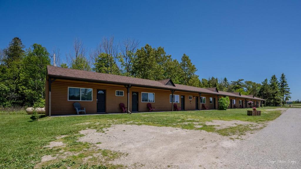 The Inn at Shady Pines view 2