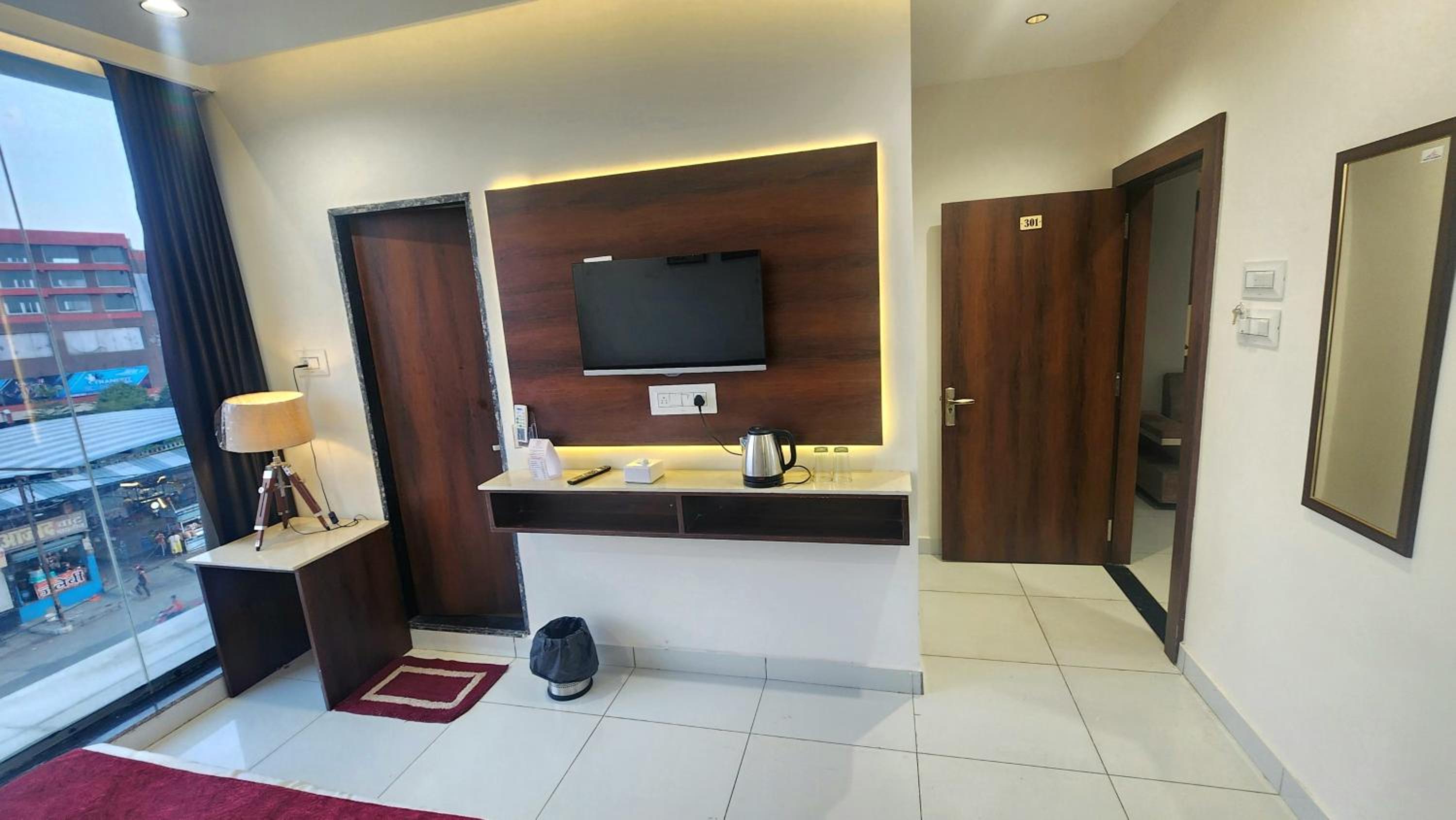 hotel room